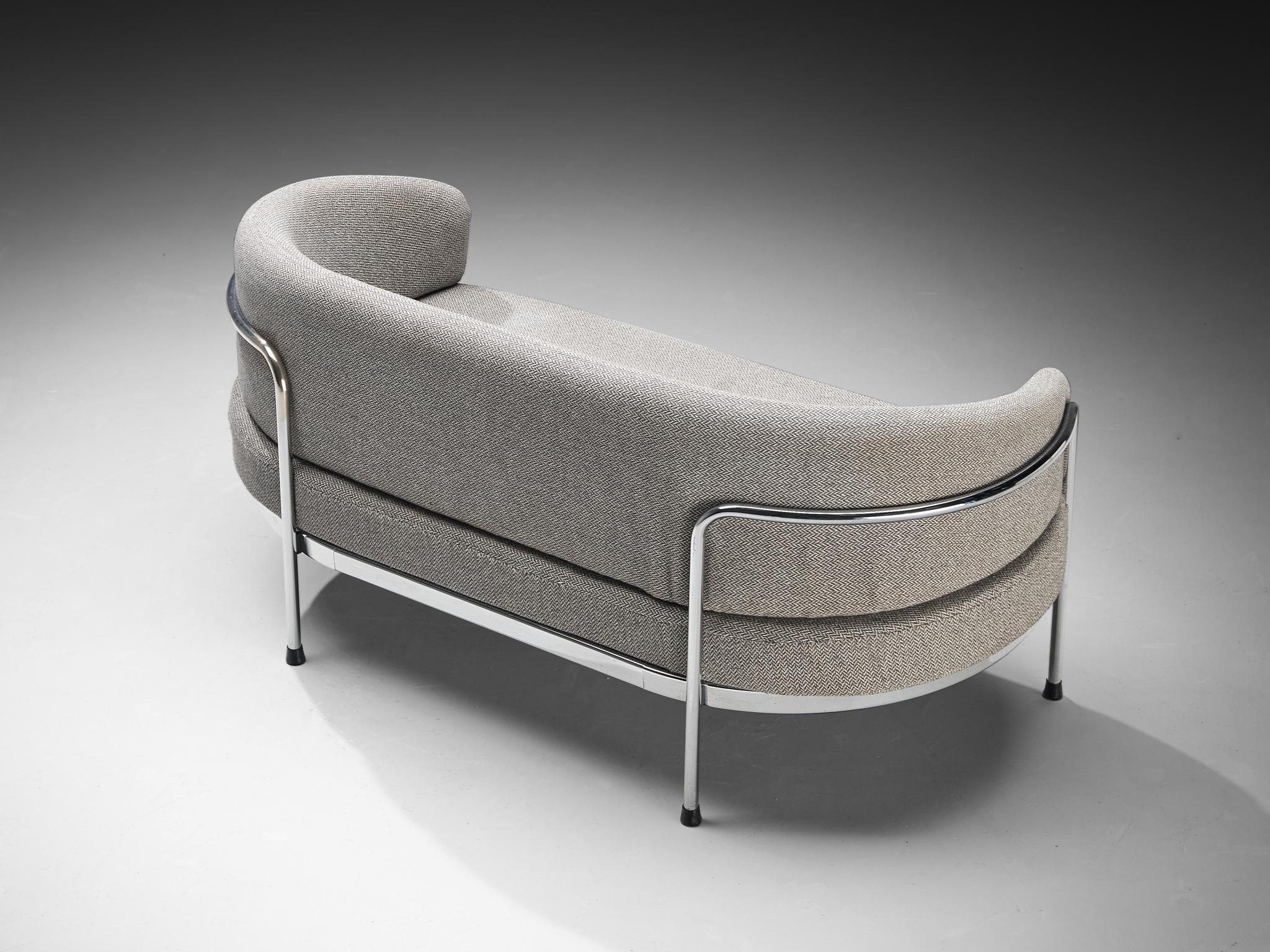 Hans Ell for 't Spectrum, sofa or settee, model 'sz18', chrome-plated metal, fabric, The Netherlands, 1970-71 

This sofa is designed by Hans Ell for 't Spectrum. A rare model, as this sofa has only been in production for one year, hence the rarity
