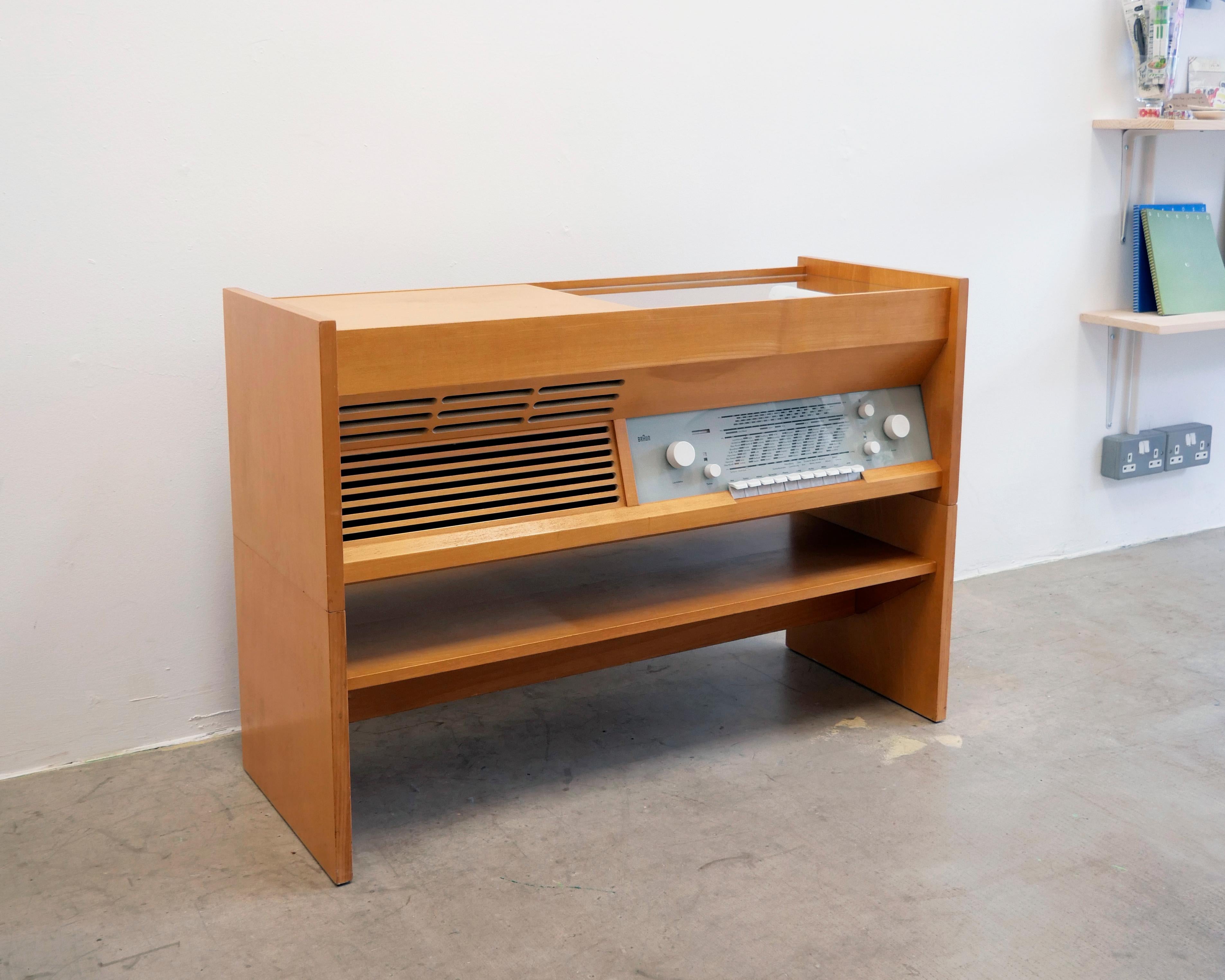 Mid-Century Modern Hans Gugelot, Braun PKG 5-81 Radiogram record player for Dieter Rams audio SK4 5
