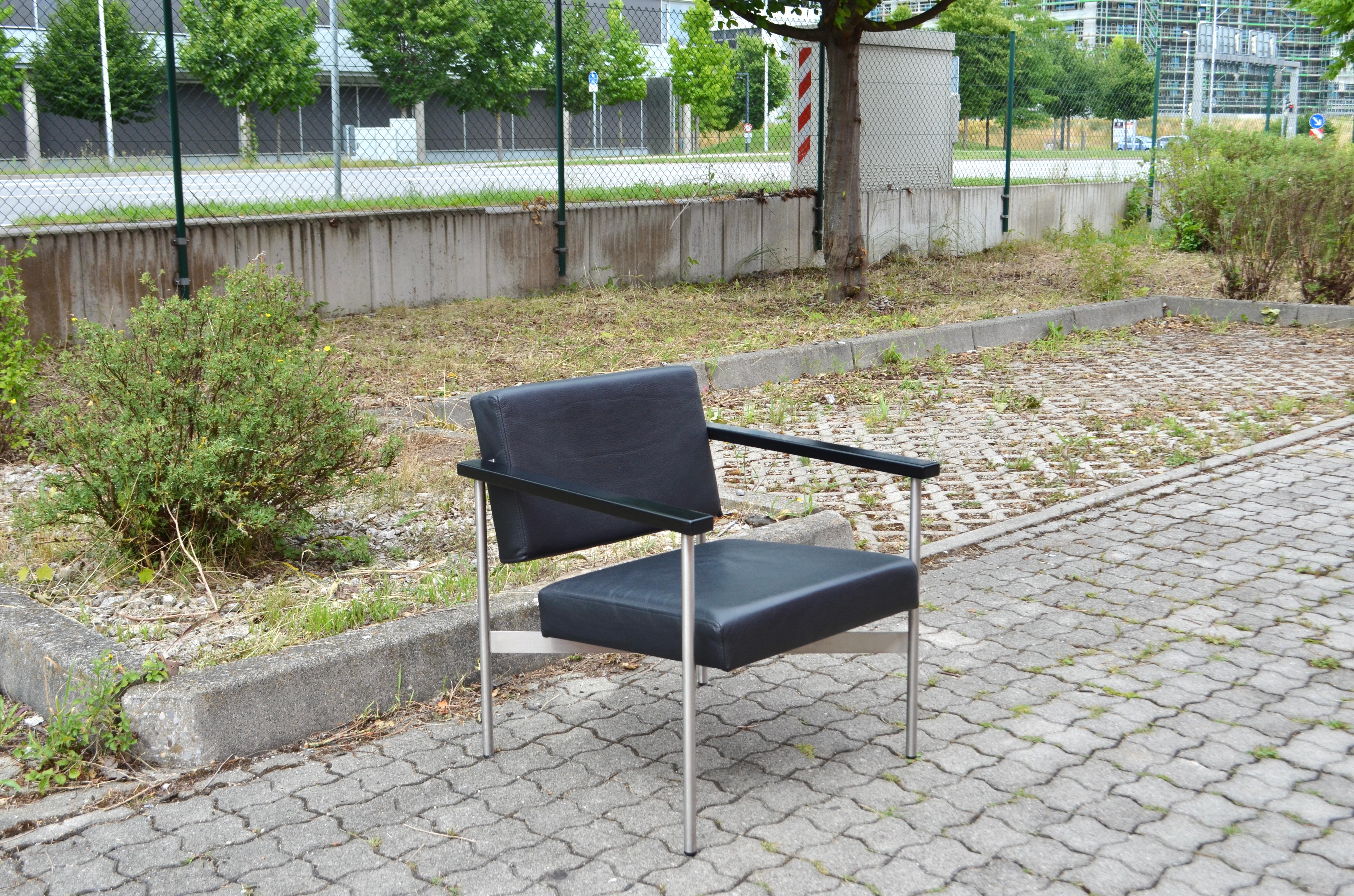 Hans Gugelot Minimalist Leather Lounge Chair GS1076 Armchair Habit For Sale 11