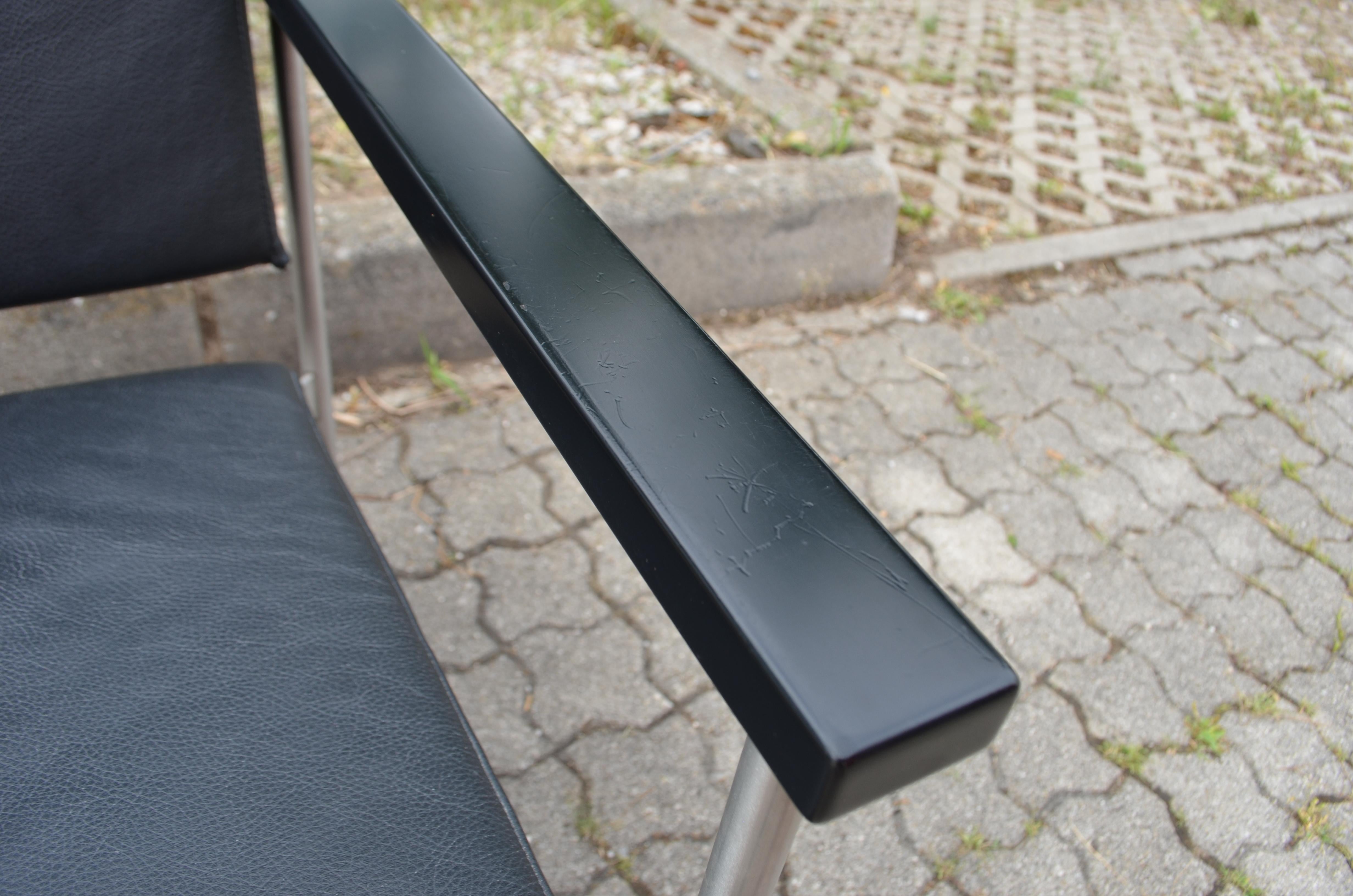 Hans Gugelot Minimalistischer Ledersessel GS1076 Sessel Habit im Angebot 1