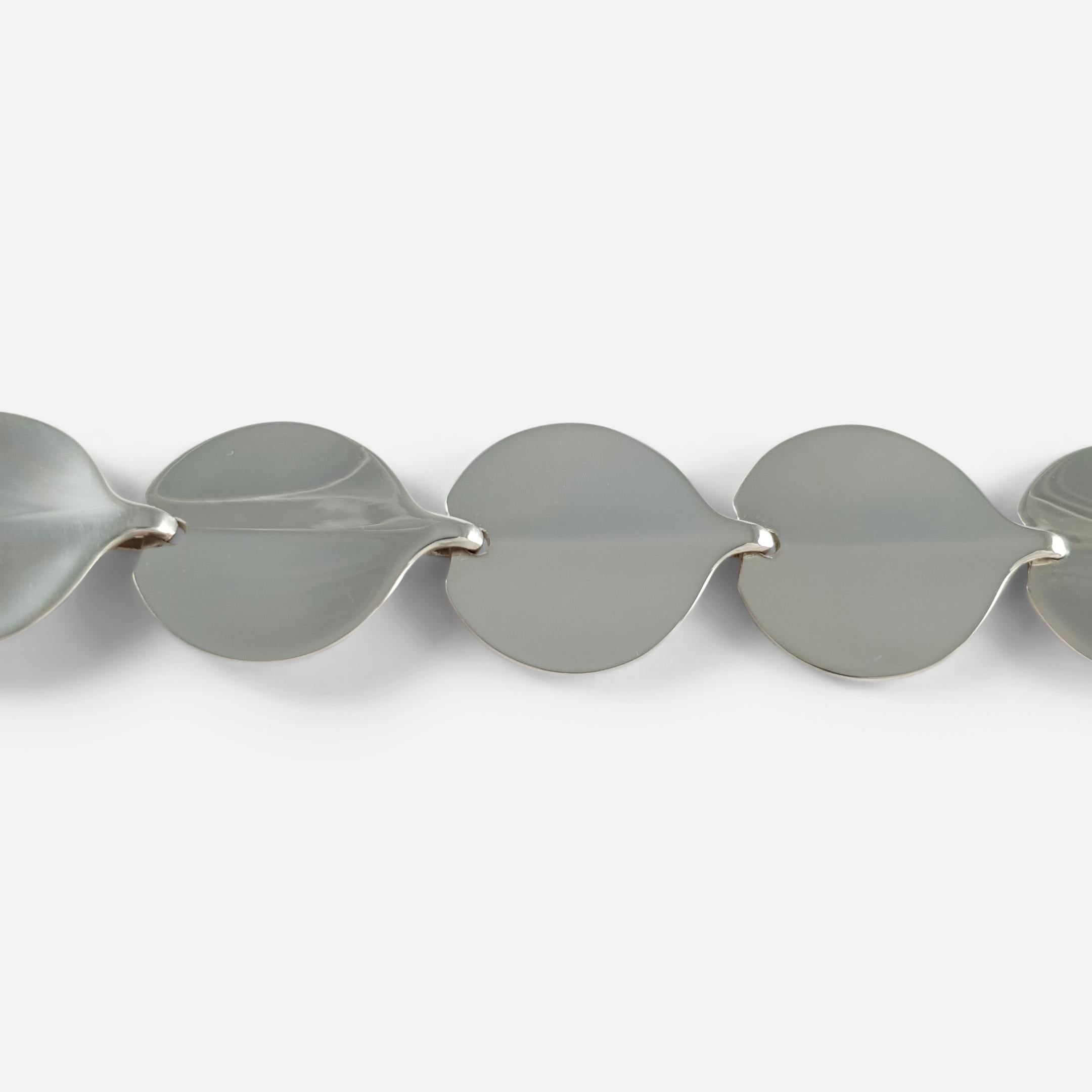 Hans Hansen #245 Danish Sterling Silver Modernist Bracelet, circa 1960s For Sale 1