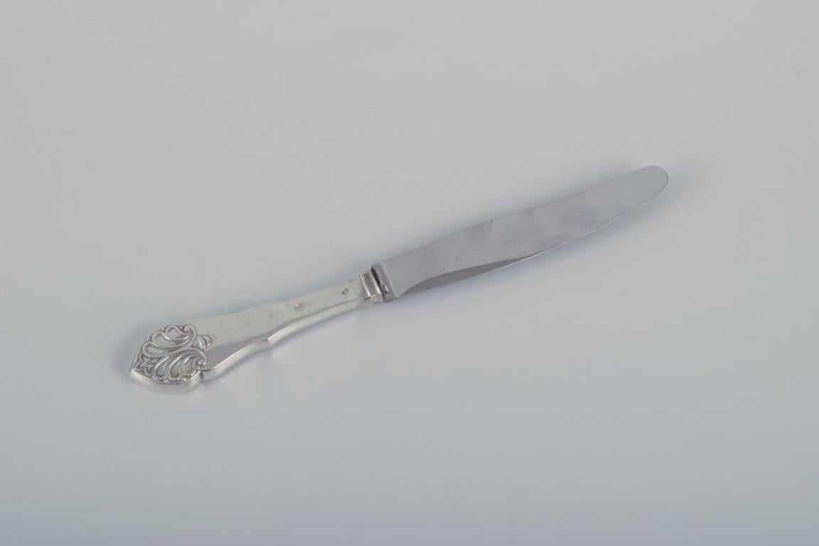 Mid-20th Century Hans Hansen, Cohr, and others. Five different knives in silver, 1940s-1960s For Sale