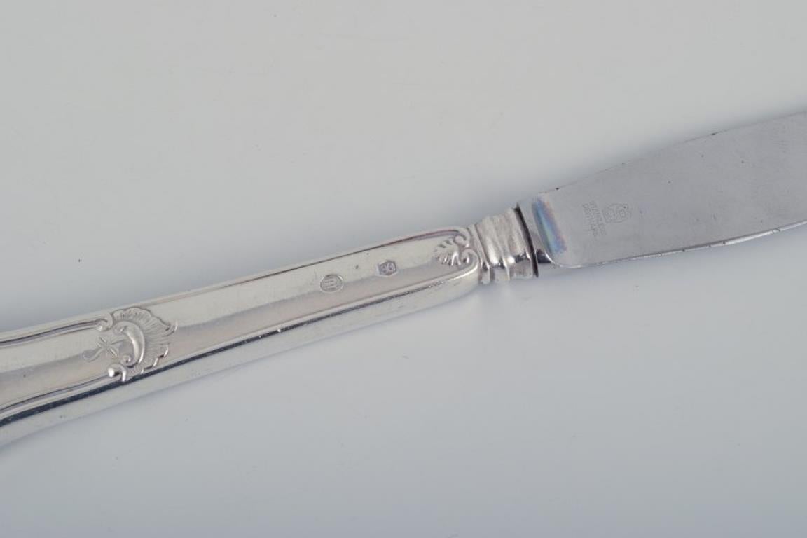 Hans Hansen, Cohr, and others. Five different knives in silver, 1940s-1960s For Sale 3