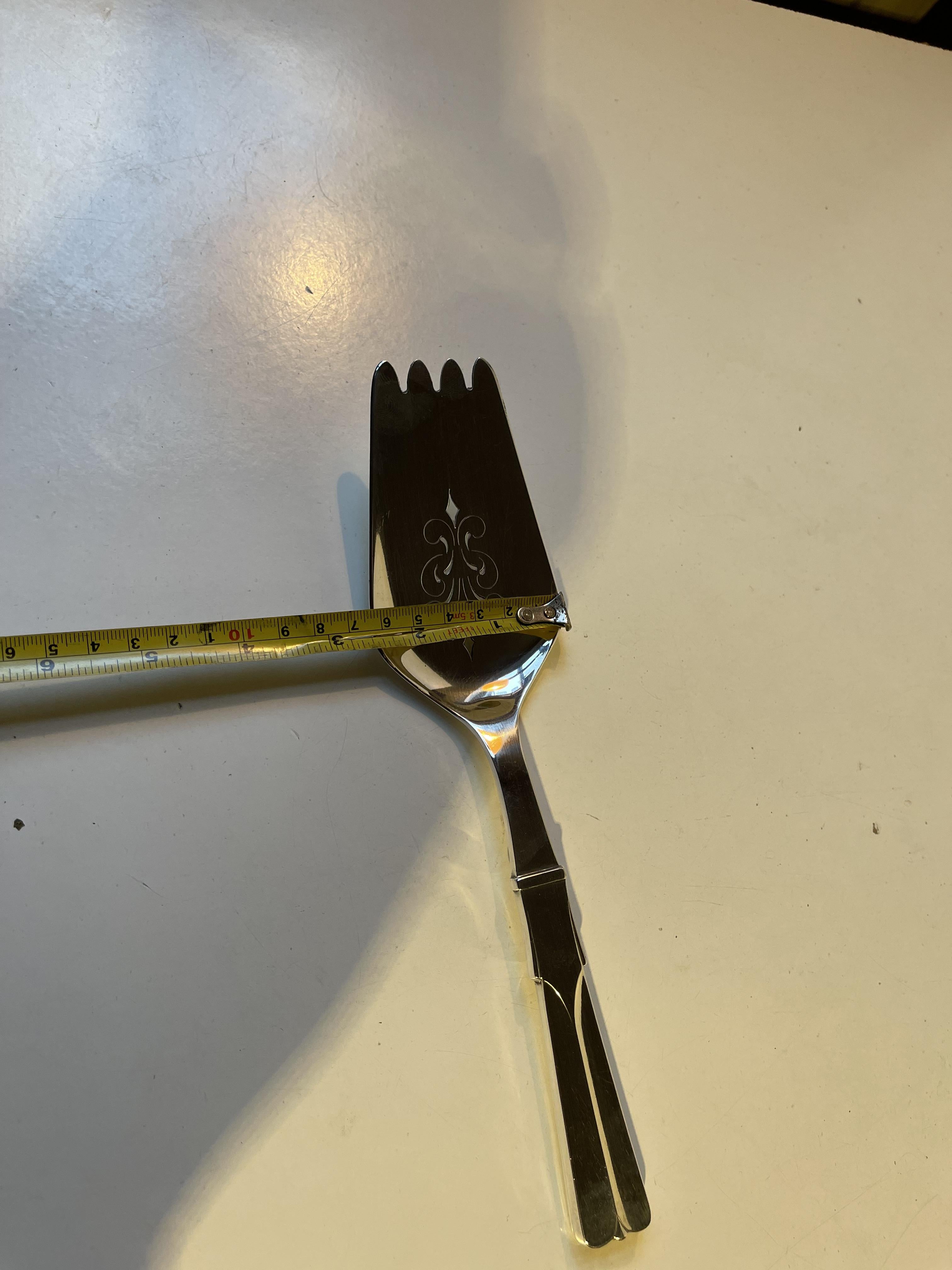 Hans Hansen Silver Fish Serving Set - Dessin no. 7 - 'Arvesølv' For Sale 5