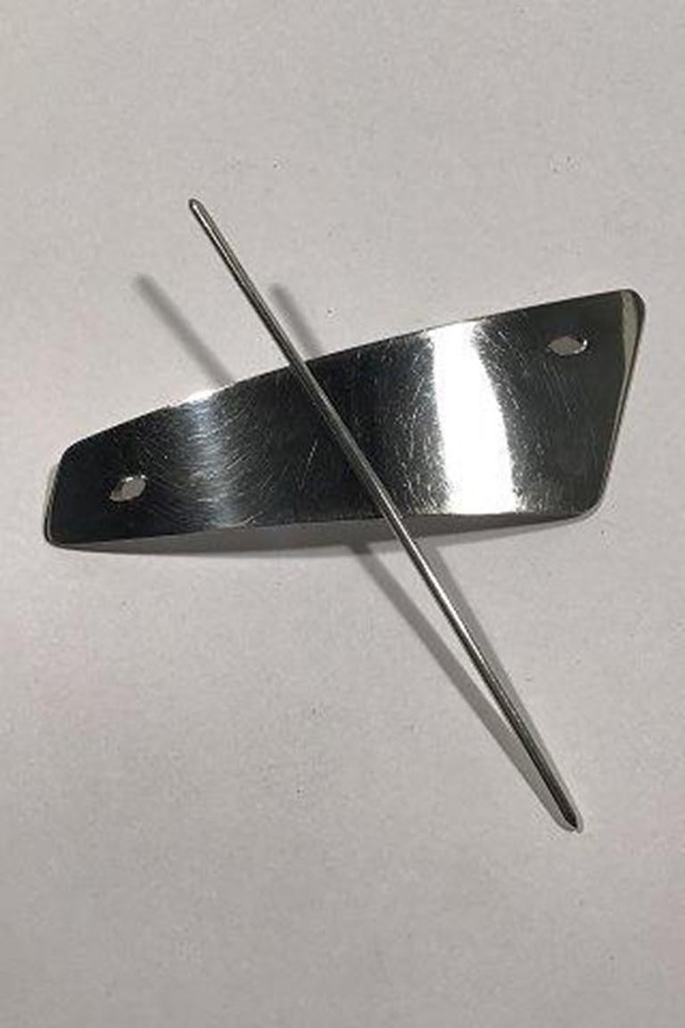 Hans Hansen Sterling Silver Hair Clip.

Measures 11.5 cm x 3.8 cm(4½ in x 1½ in) Weight 30 gr/1.06 oz.