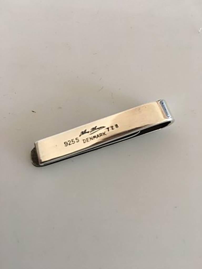 Hans Hansen Sterling Silver Tie Bar No 728. Measures 4 cm / 1 37/64 in. Weighs 9.8 g / 0.35 oz.