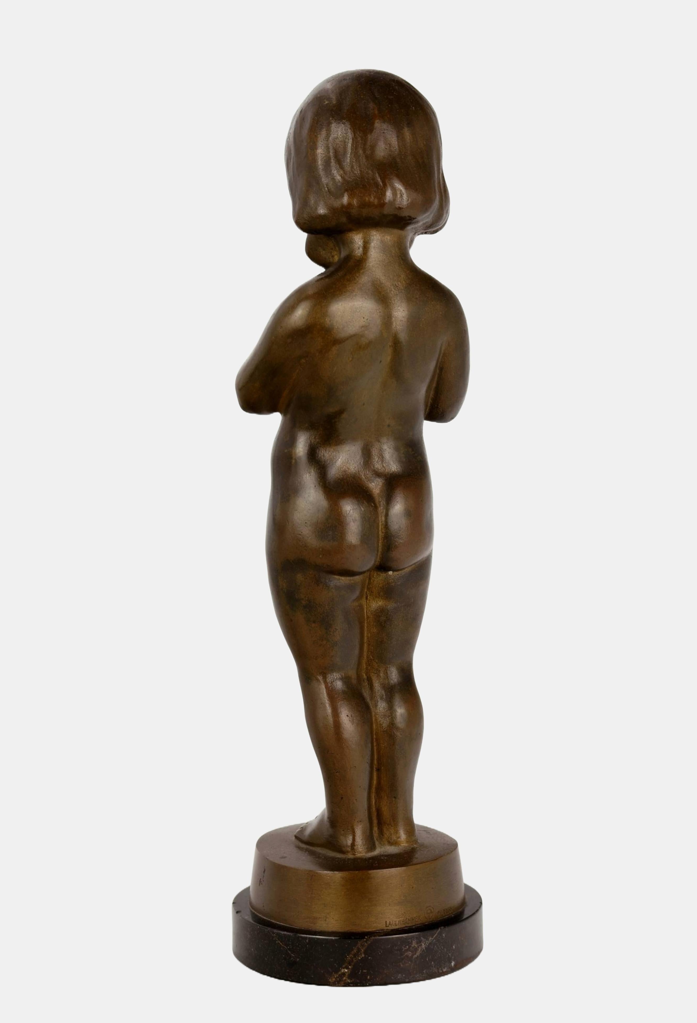 Garçon jouant du shawm / - La fugacité des sons - - Art déco Sculpture par Hans Harders