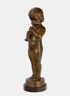 Boy playing the shawm / - The transience of sounds -