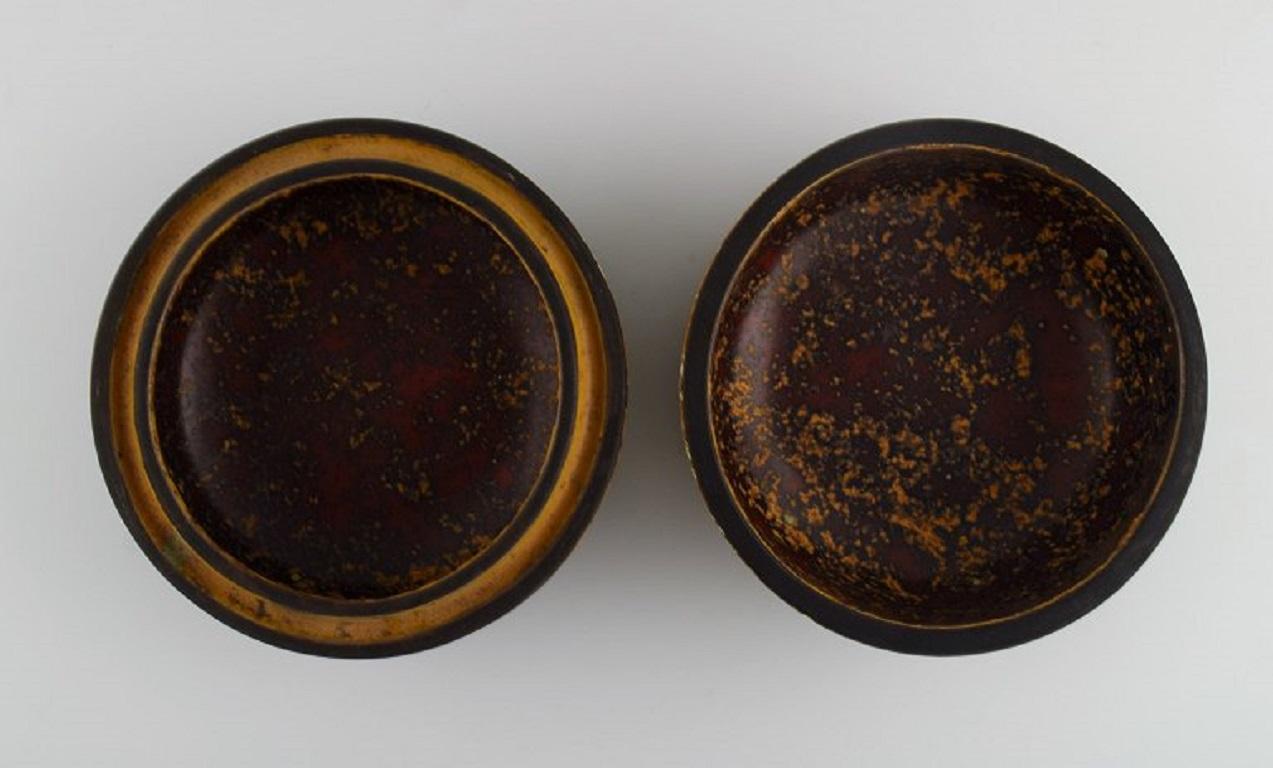 Fin du 20e siècle Pot à couvercle unique en céramique émaillée de Hans Hedberg, Suède en vente