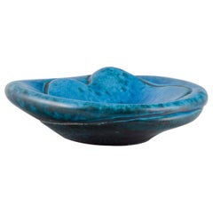 Hans Hedberg, Swedish ceramicist, own studio Biot, France. Unique ceramic bowl.