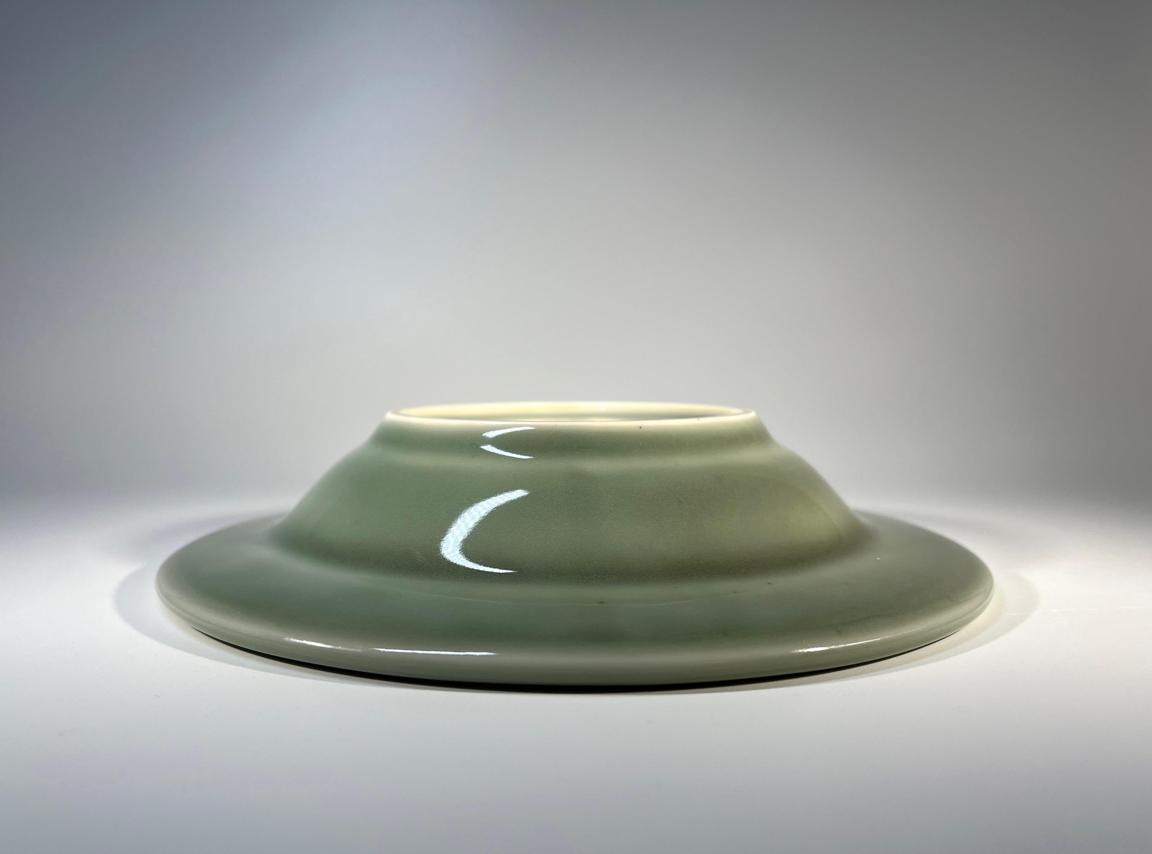 Porcelain Hans Henrik Hansen For Royal Copenhagen, Celadon Glazed Shallow Dish  #4397 For Sale