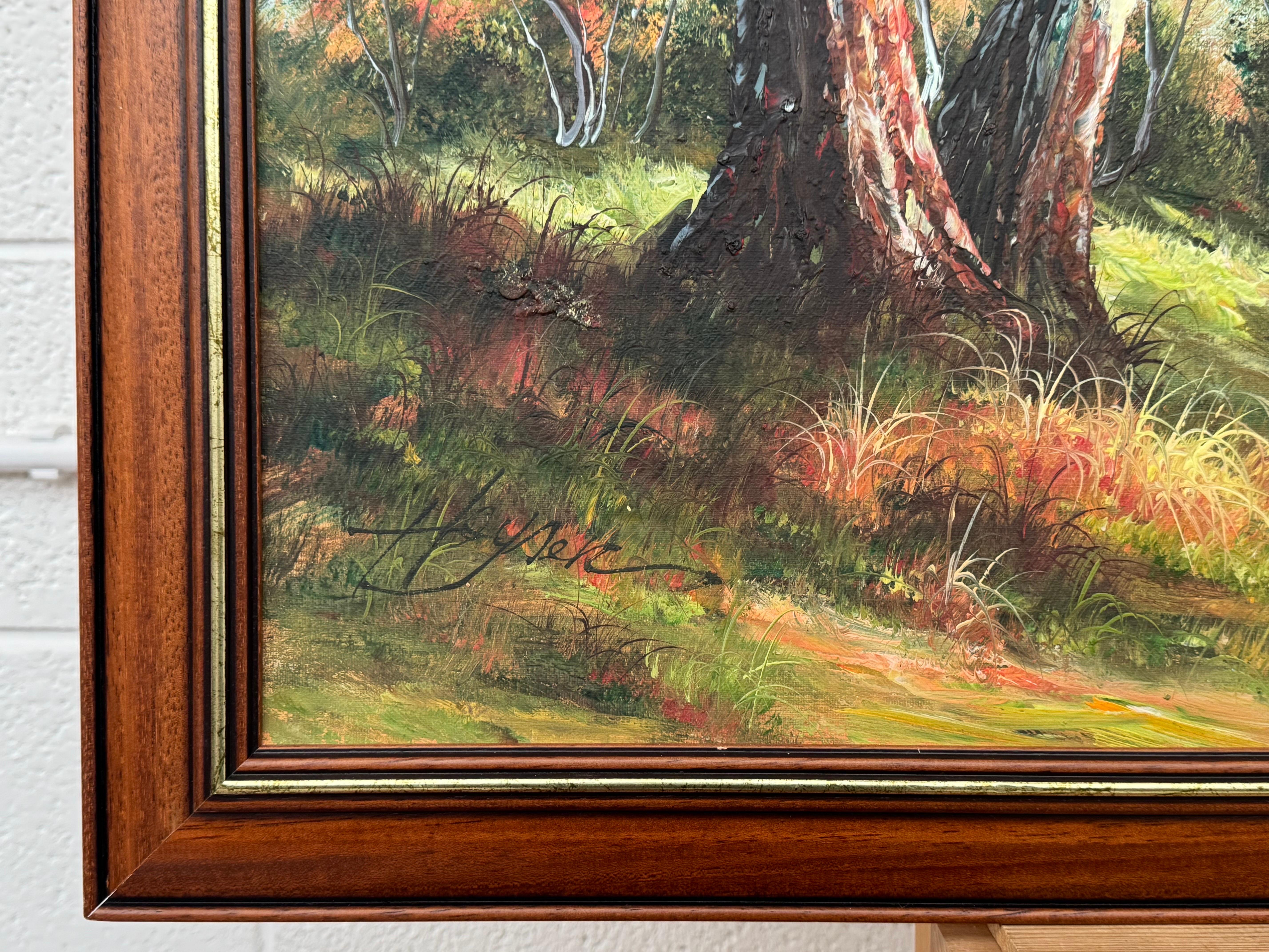 Tranquillo paesaggio australiano con alberi di eucalipto - Vintage 20th Century Art in vendita 1