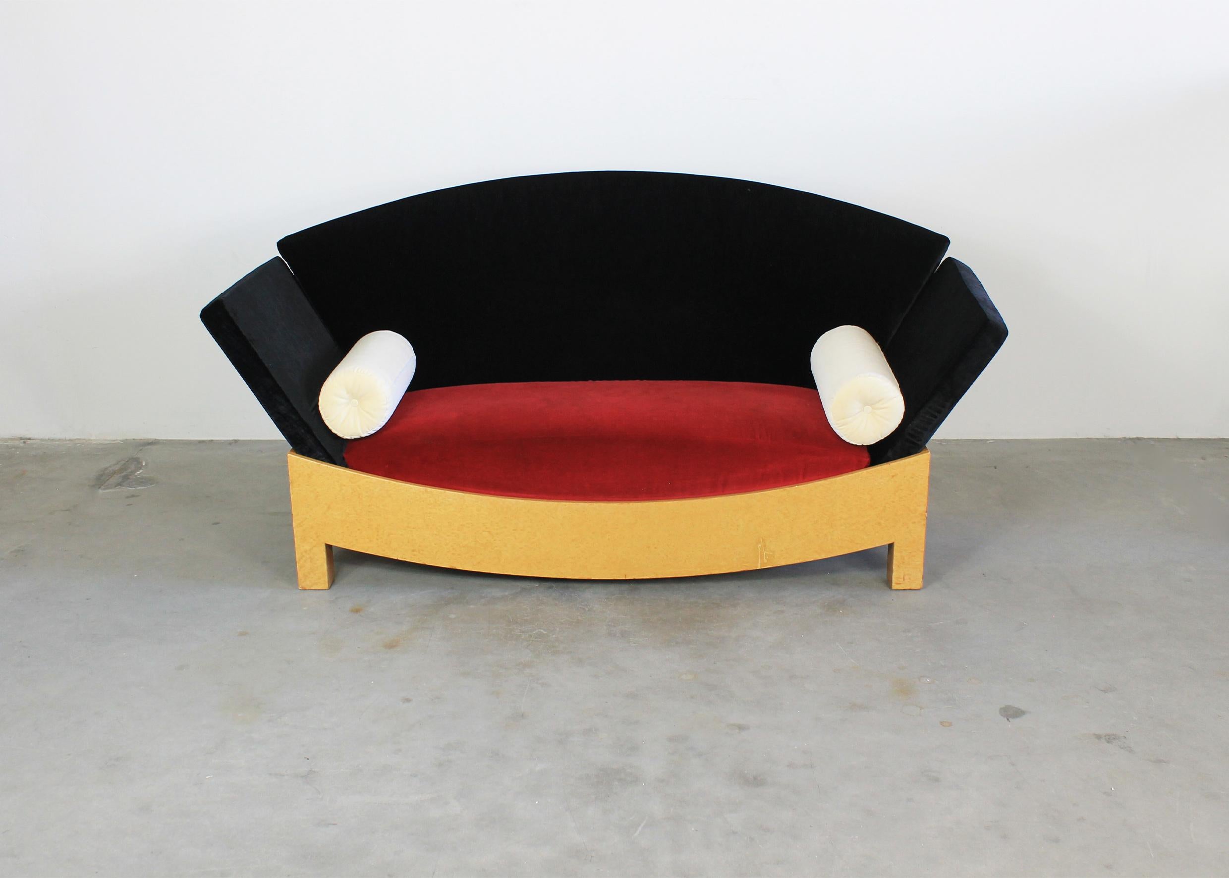 Post-Modern Hans Hollein Mitzi Sofa in Poplar and Wool Cloth by Poltronova 1981  For Sale