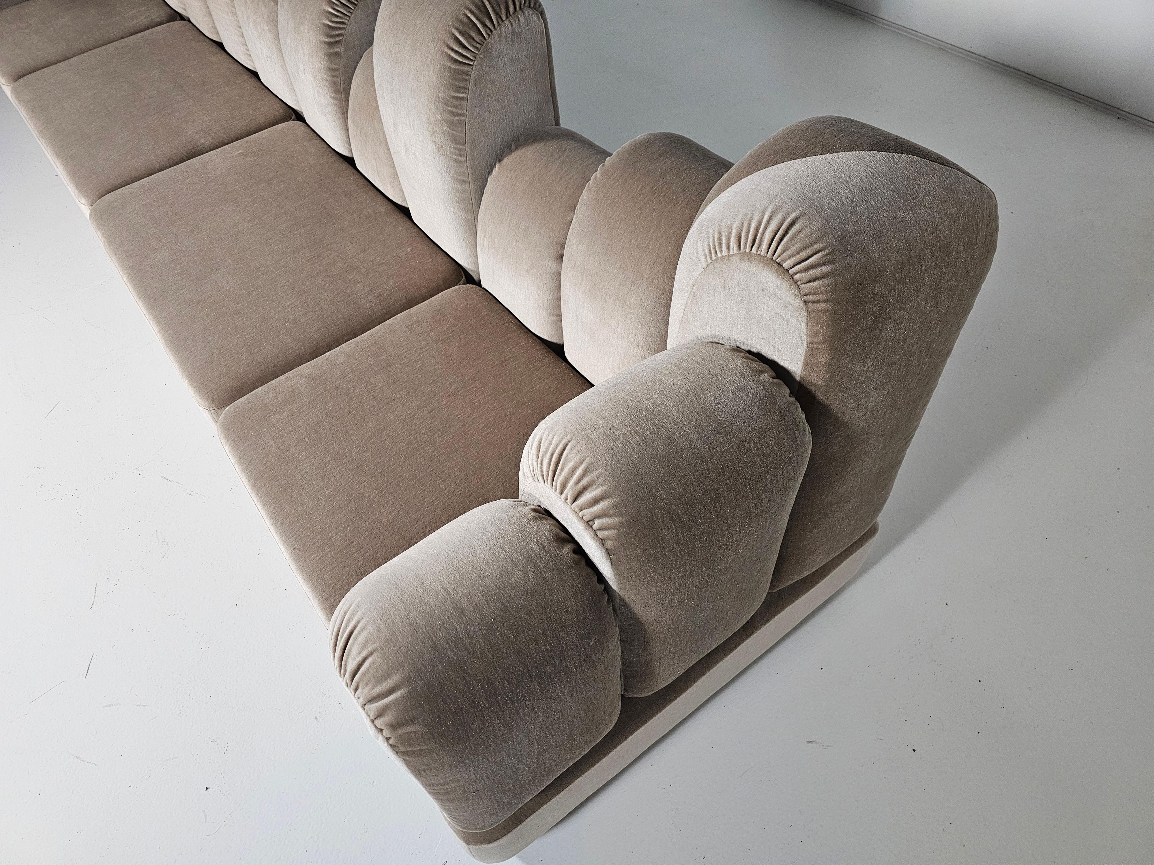 Hans Hopfer 'Dromadaire' Sectional Sofa in beige mohair velvet, Roche Bobois For Sale 4