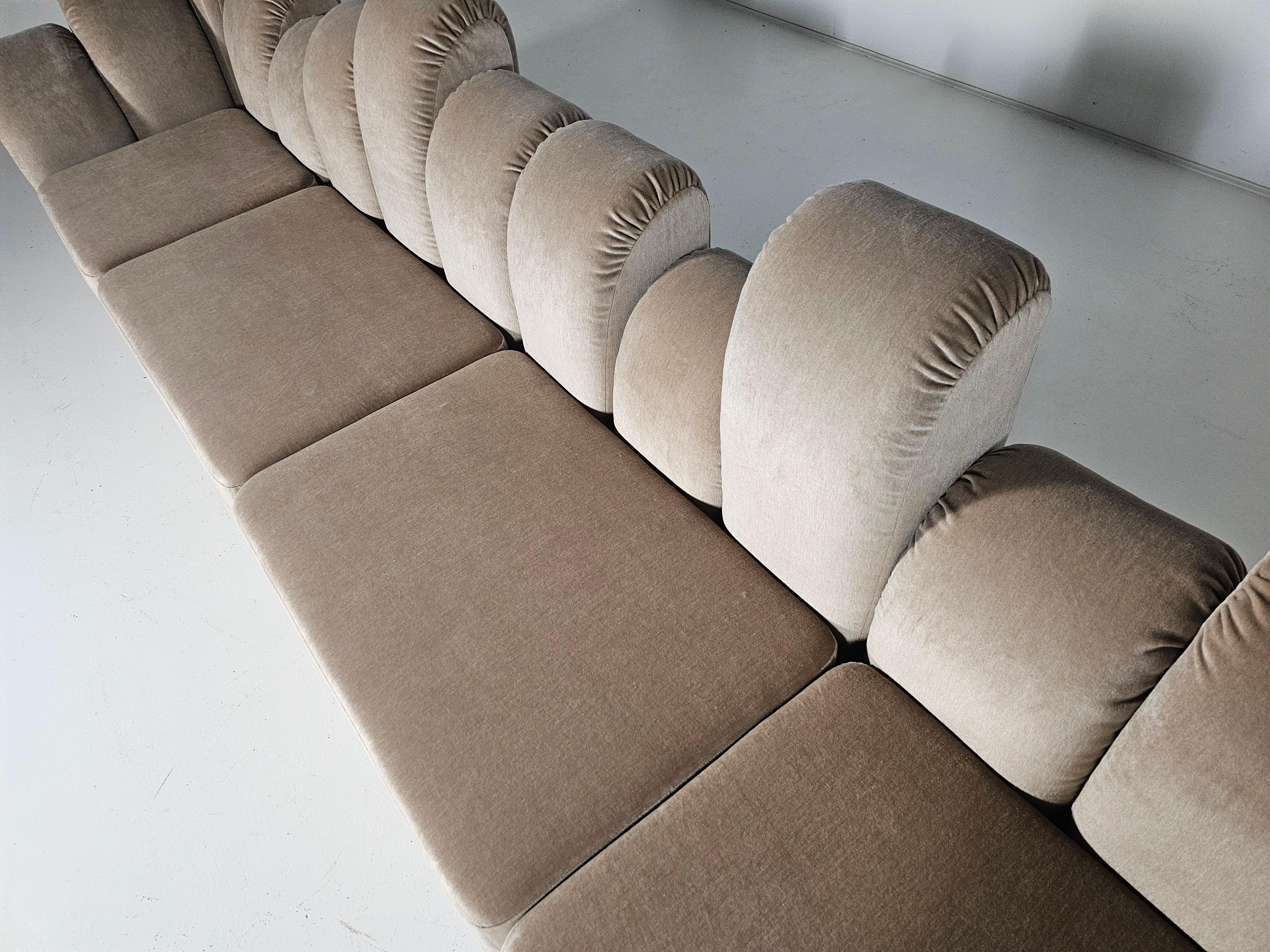 Hans Hopfer 'Dromadaire' Sectional Sofa in beige mohair velvet, Roche Bobois For Sale 5