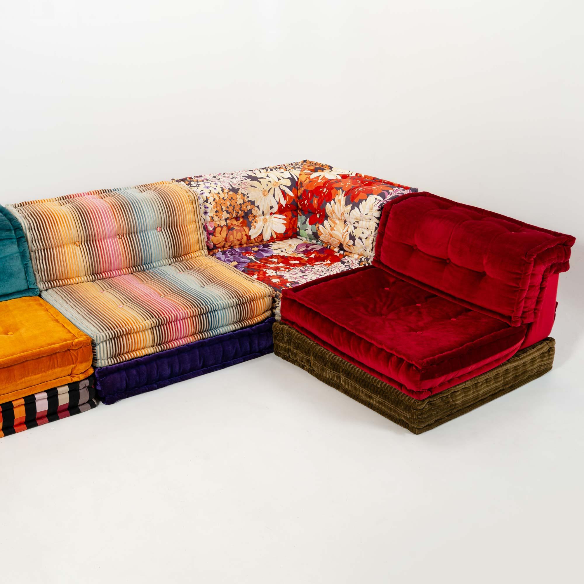 Hans Hopfer for Roche Bobois Mah-Jong 18 pieces Sectional Sofa in Missoni Fabric 1