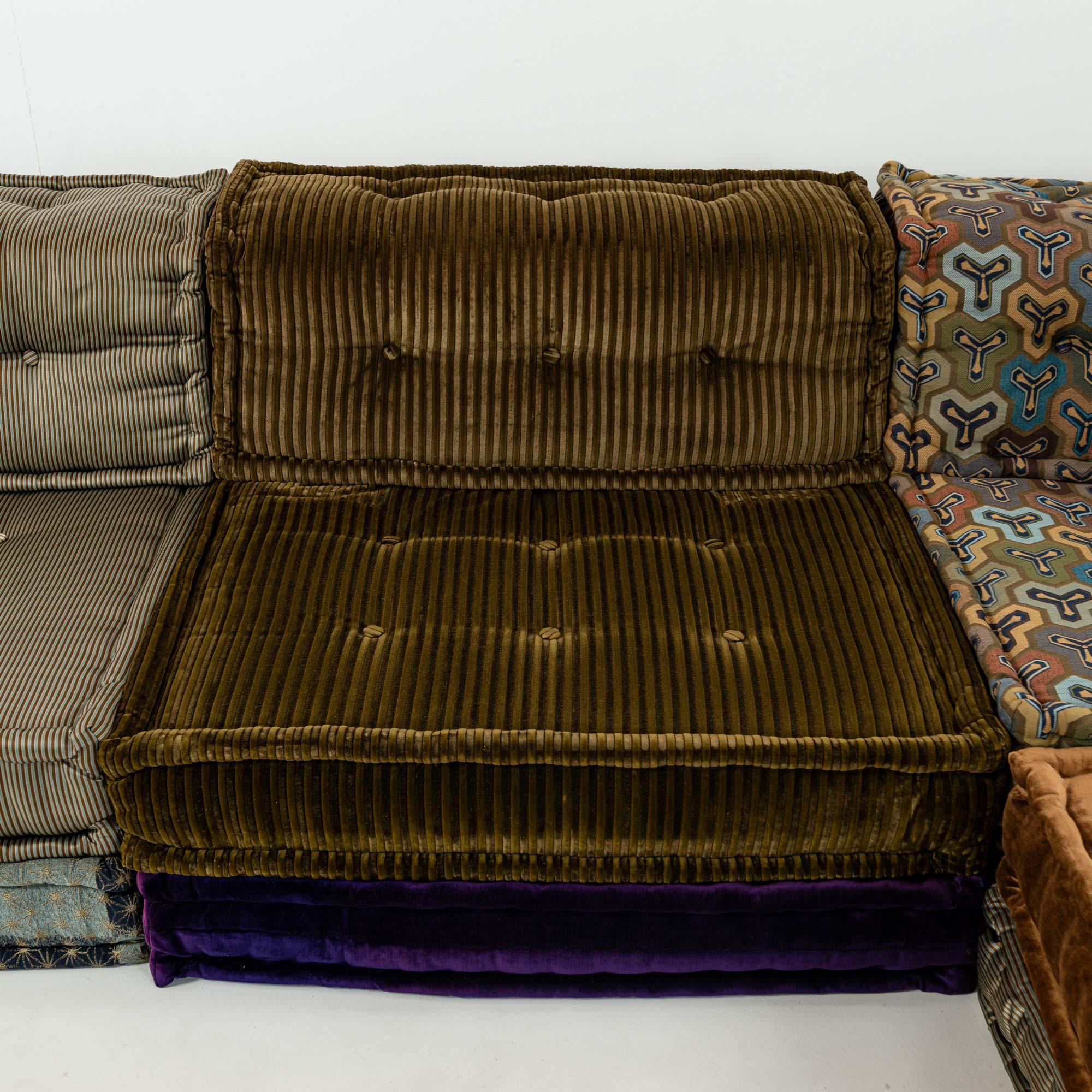 Hans Hopfer for Roche Bobois Mah-Jong 18 pieces Sofa in Kenzo Takada Fabric 4