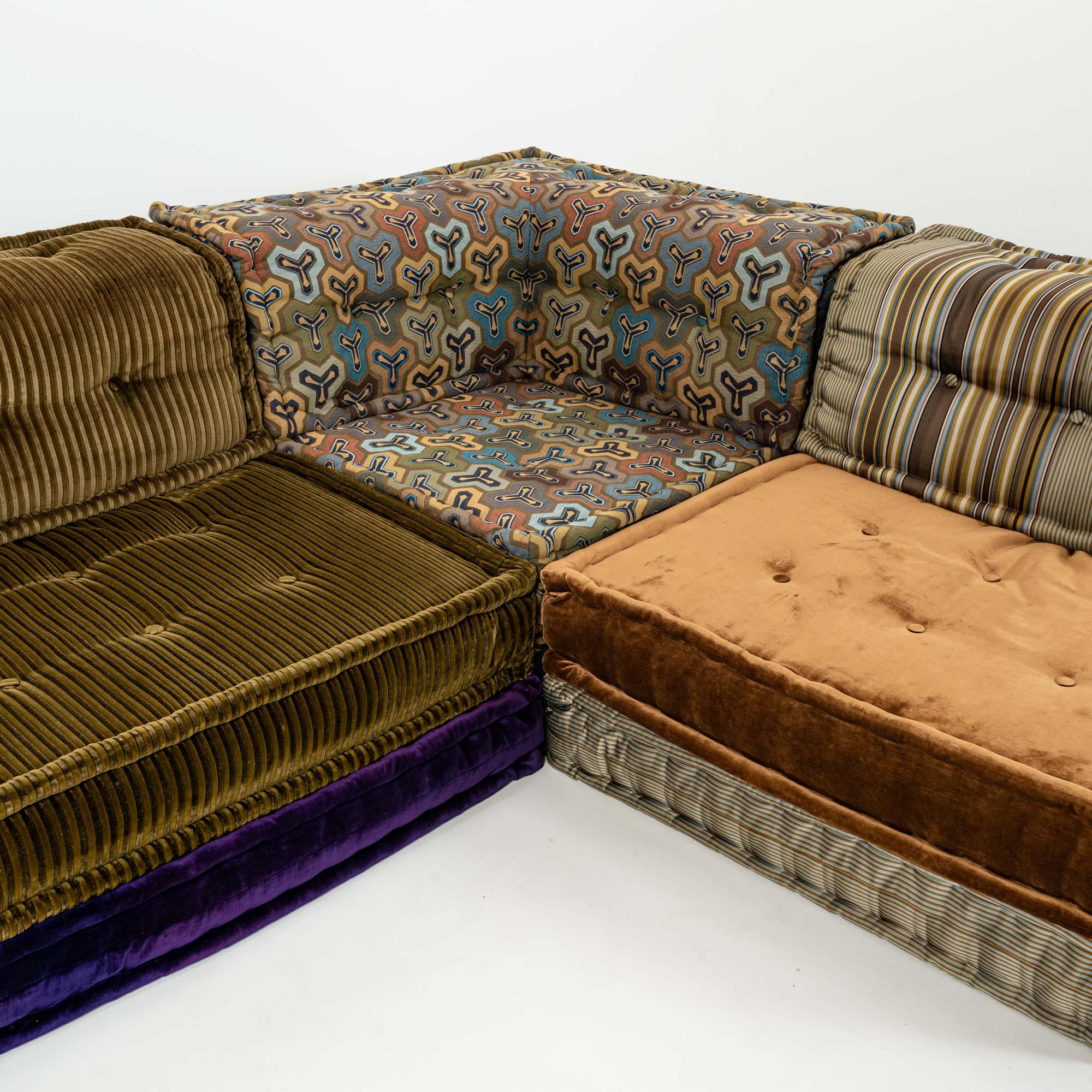 Hans Hopfer for Roche Bobois Mah-Jong 18 pieces Sofa in Kenzo Takada Fabric 5