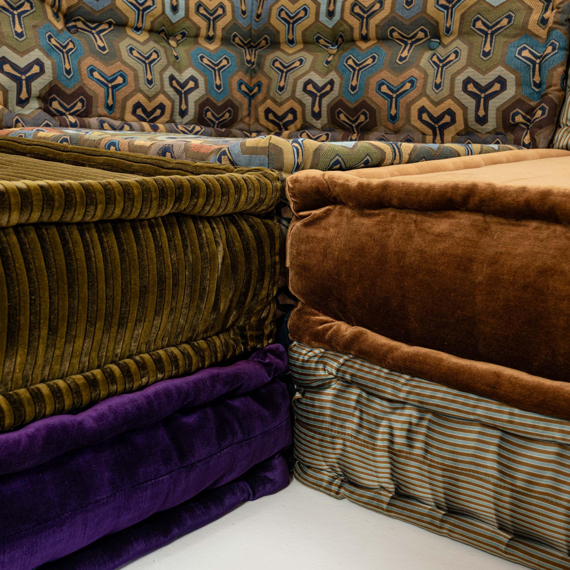 Hans Hopfer for Roche Bobois Mah-Jong 18 pieces Sofa in Kenzo Takada Fabric 6