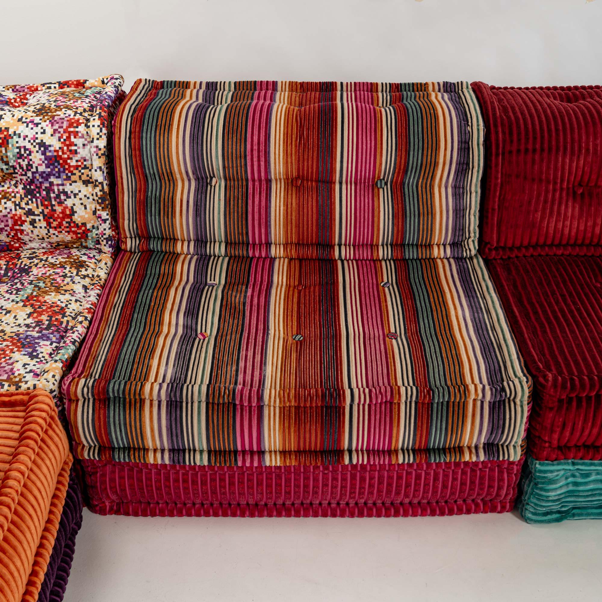 Hans Hopfer for Roche Bobois Mah-Jong 24 pieces Sectional Sofa in Missoni Fabric 8