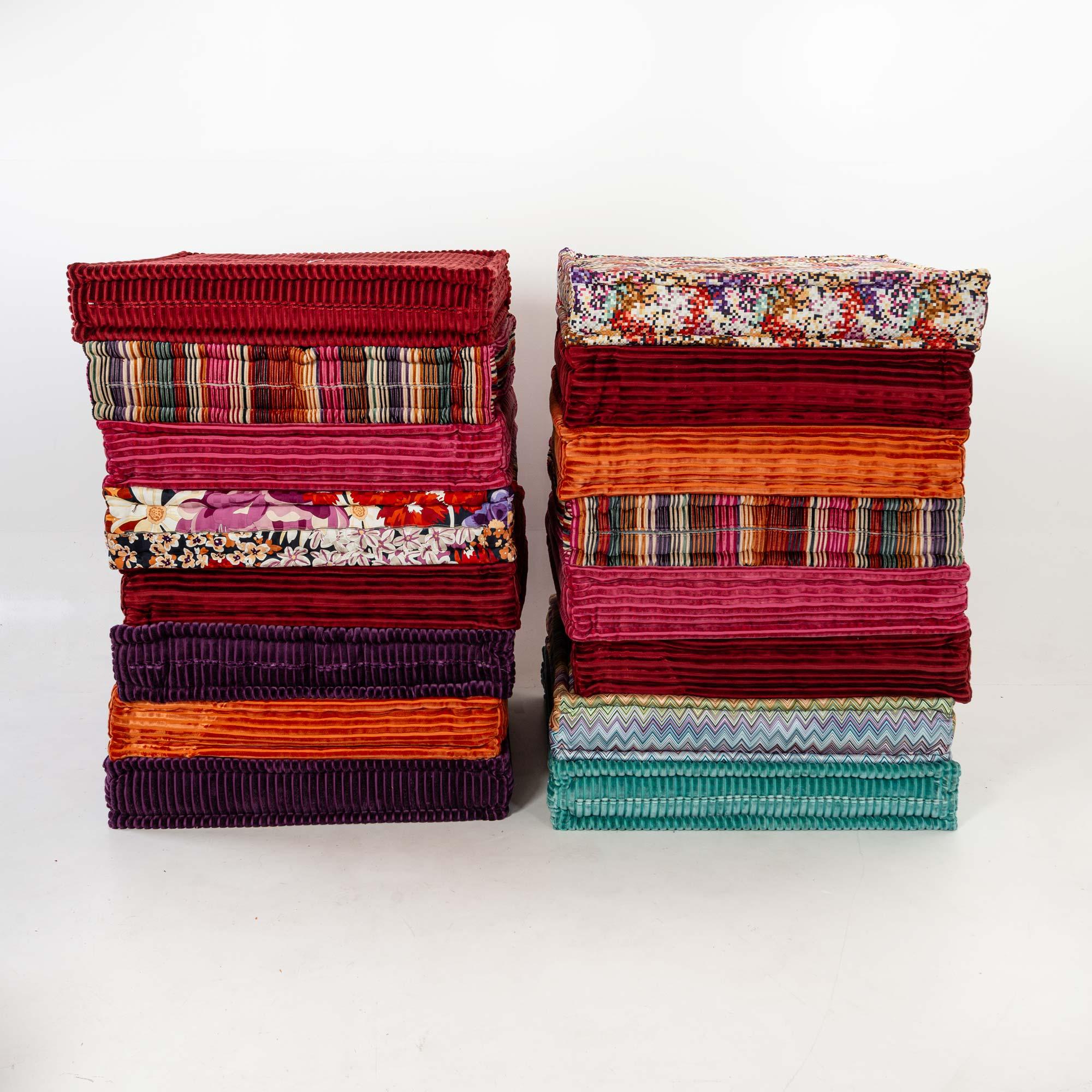Hans Hopfer for Roche Bobois Mah-Jong 24 pieces Sectional Sofa in Missoni Fabric 13