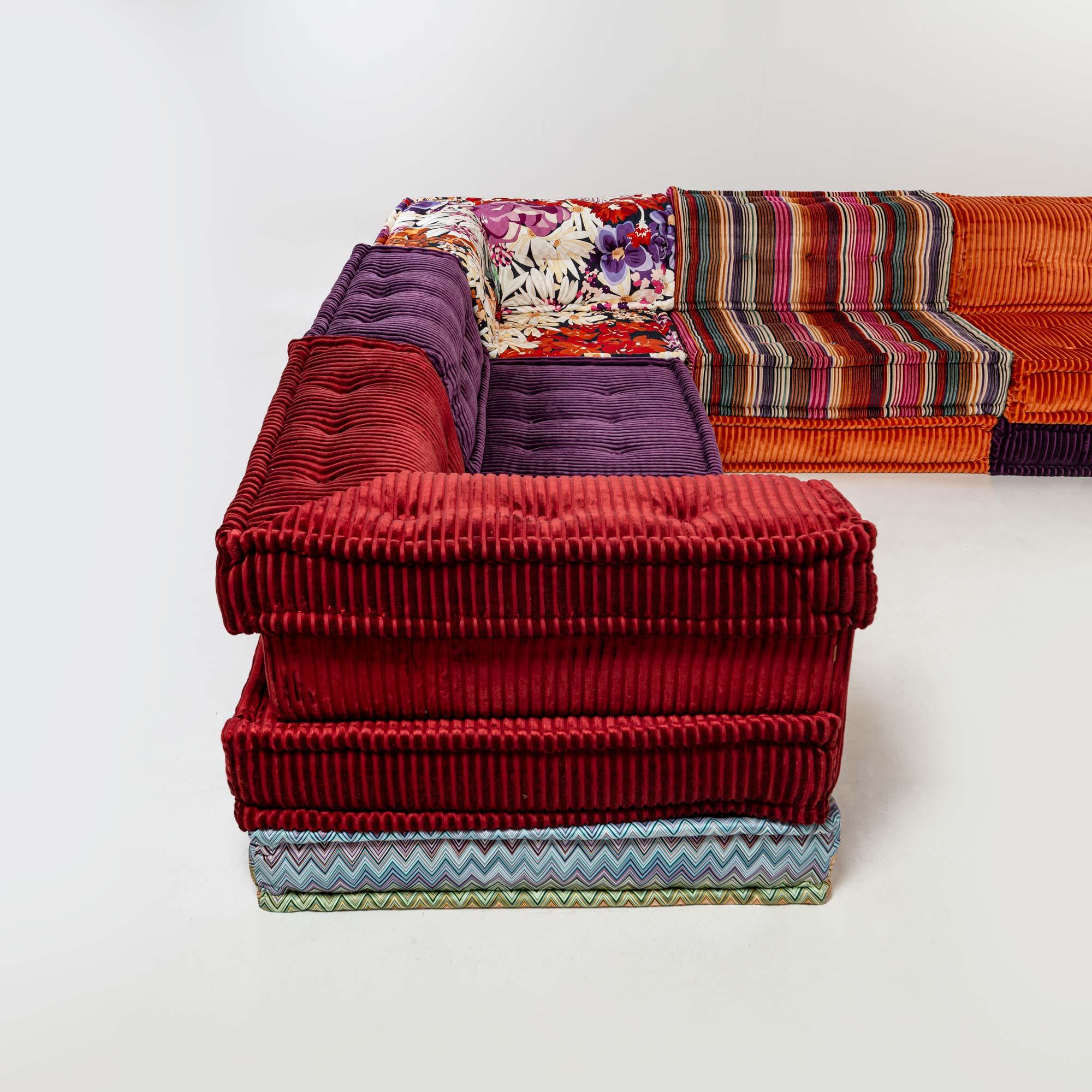 Hans Hopfer for Roche Bobois Mah-Jong 24 pieces Sectional Sofa in Missoni Fabric In Good Condition In Seattle, WA