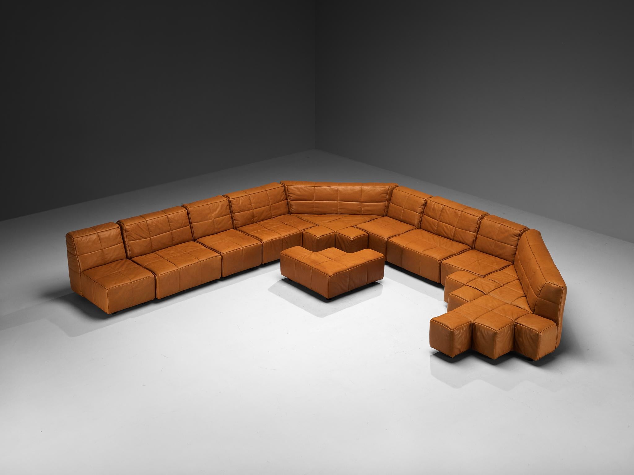 Hans Hopfer per Wiener Werkstätte Divano componibile Castell in pelle color cognac in vendita 1