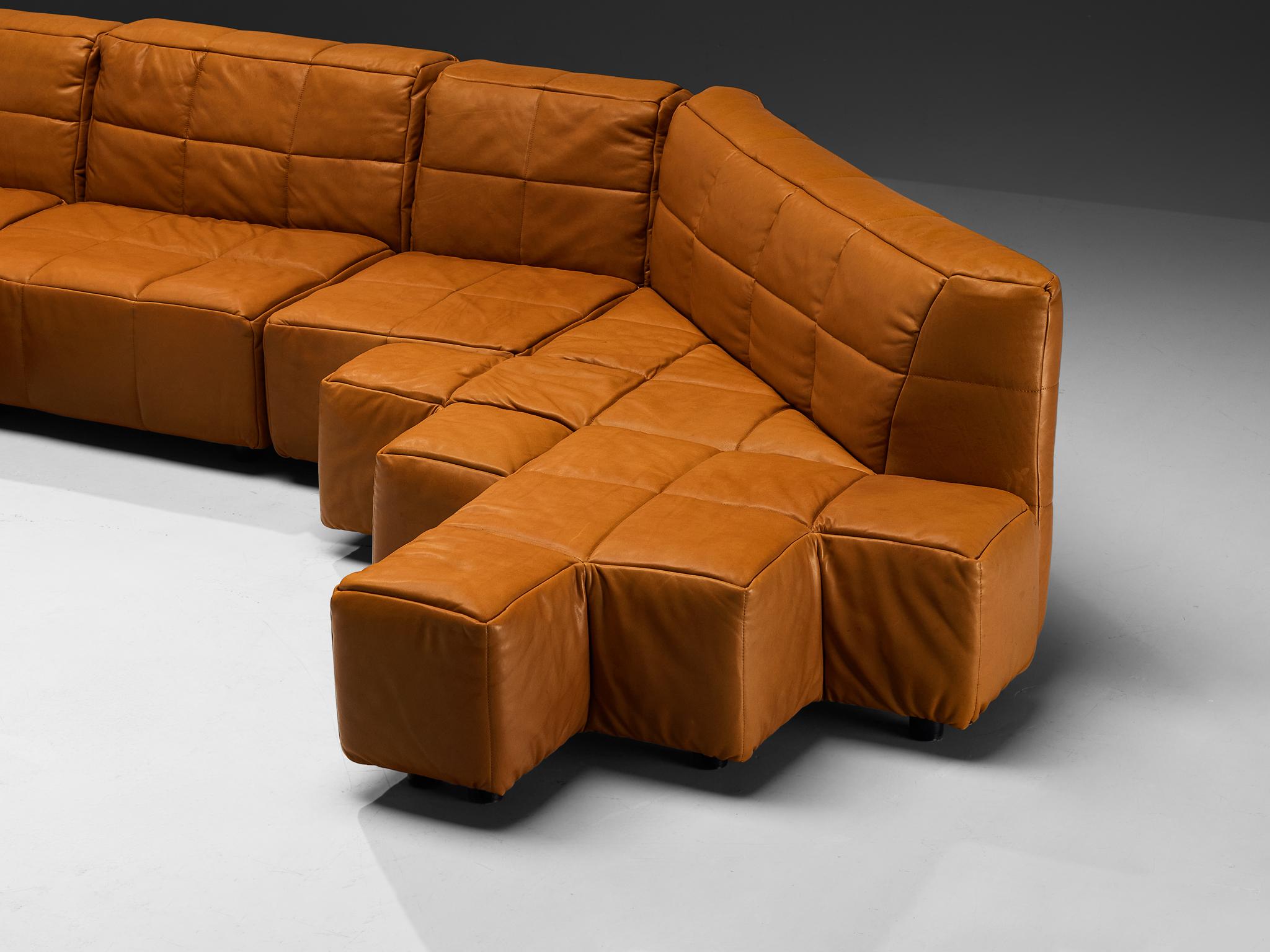 Hans Hopfer per Wiener Werkstätte Divano componibile Castell in pelle color cognac in vendita 2