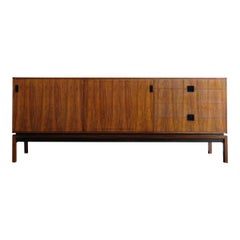 Hans Hove & Palle Petersen Skandinavisches Sideboard aus dunklem Holz aus der Mitte des Jahrhunderts:: 1960er Jahre