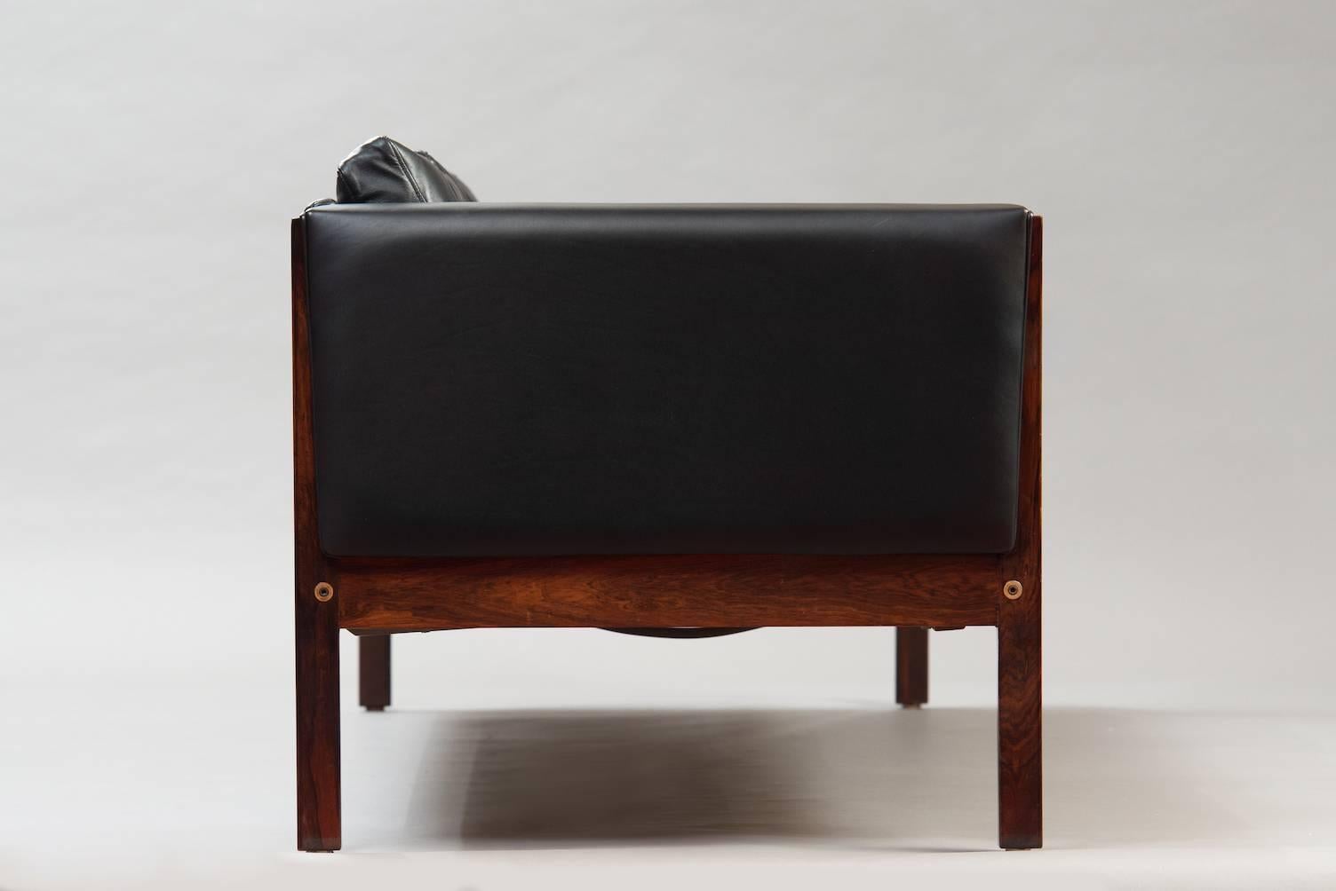 Scandinavian Modern Hans J. Wagner Rosewood AP 62 Four-Seat Sofa