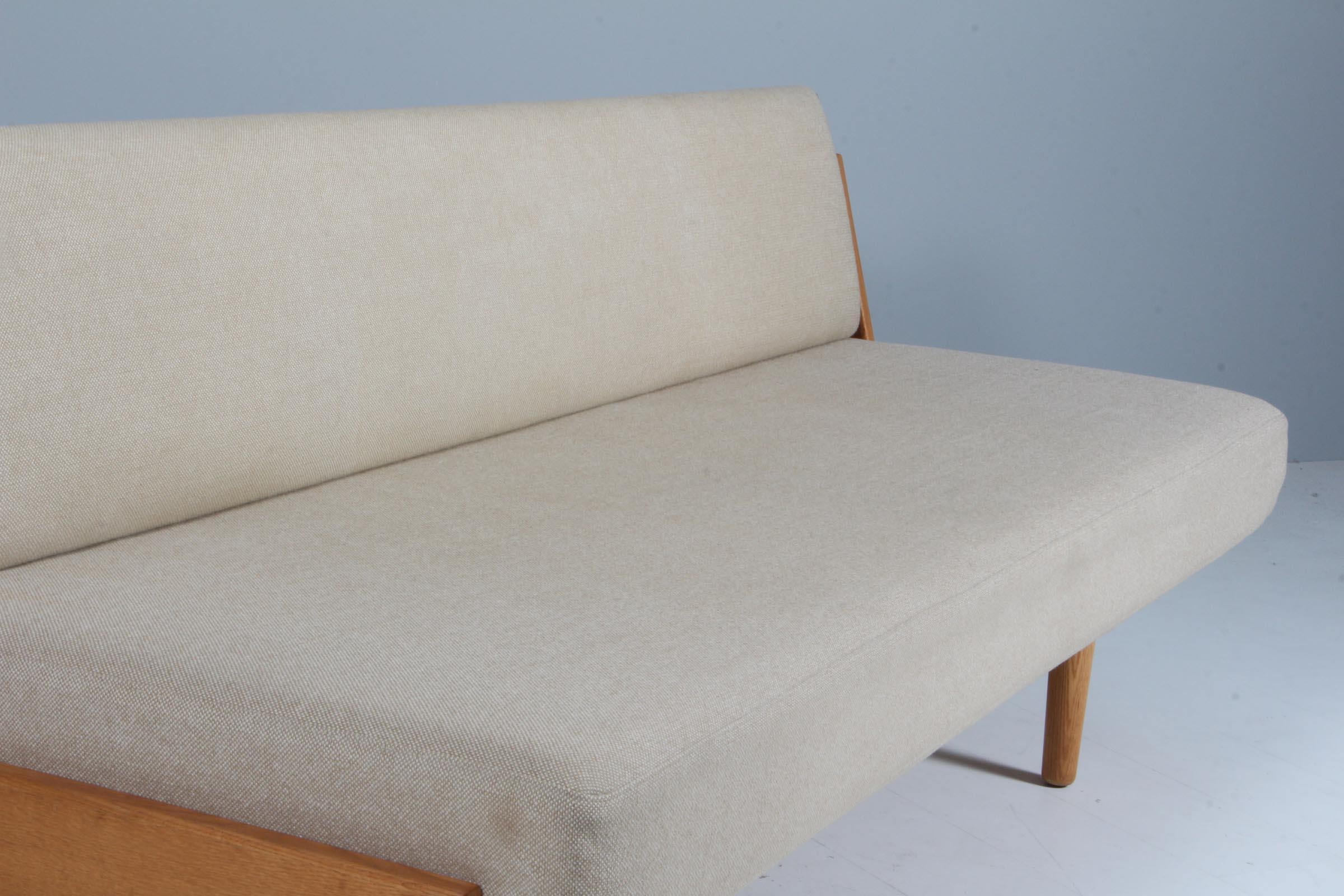 Mid-20th Century Hans J. Wegner 1950s Danish Modern Daybed 