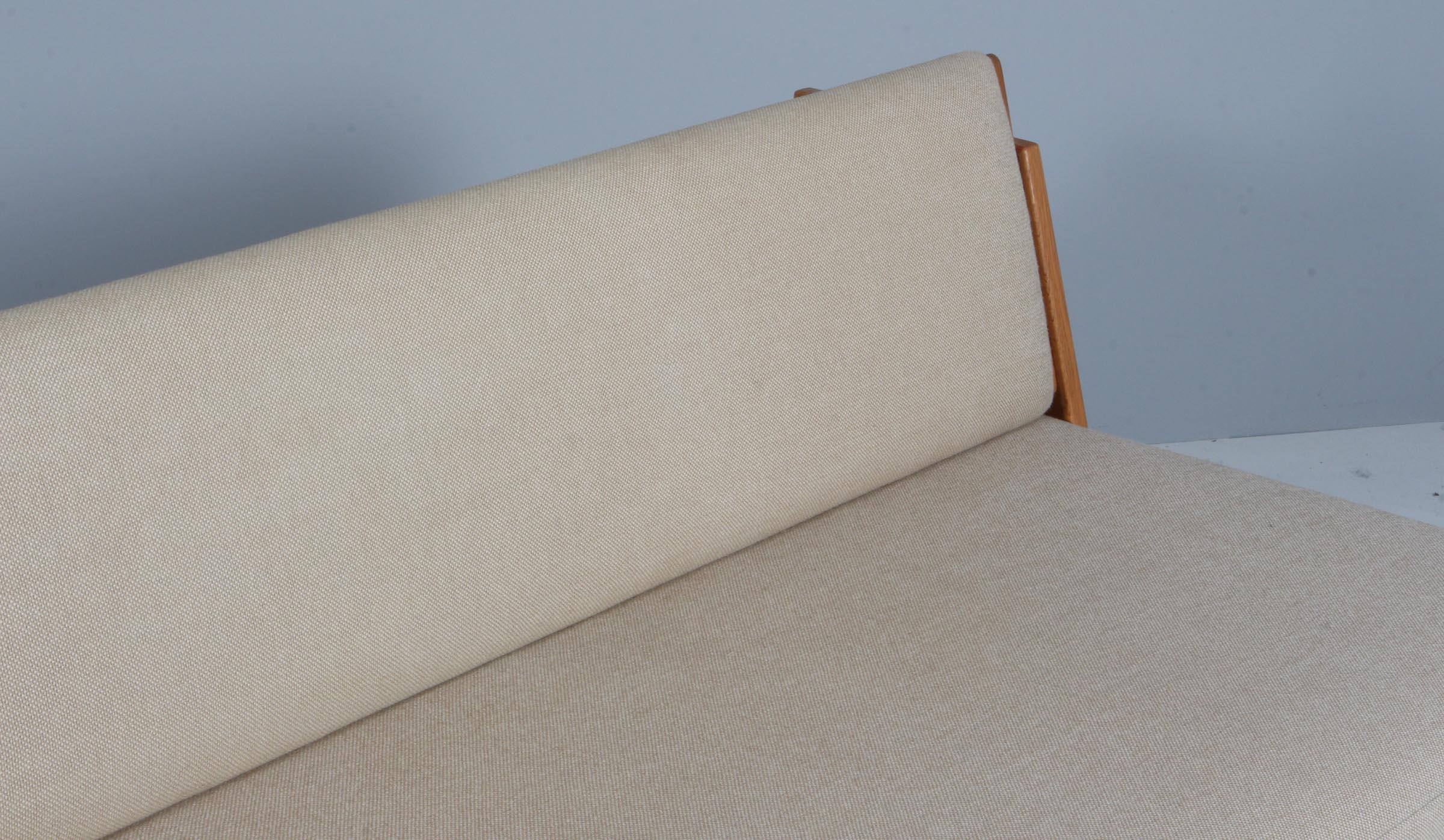 Wool Hans J. Wegner 1950s Danish Modern Daybed 