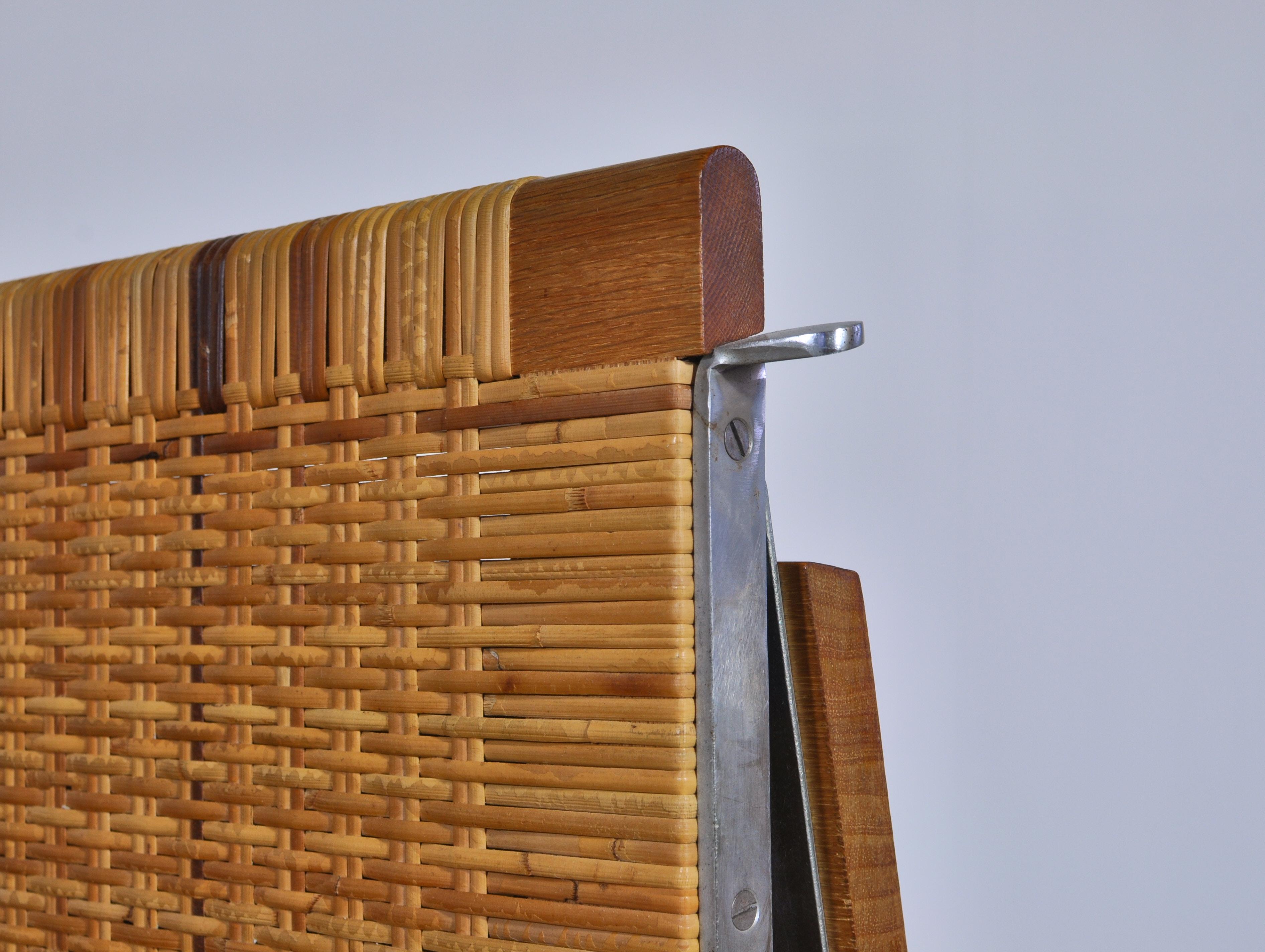 Hans J. Wegner 1950s Danish Modern Daybed in Oak and Rattan 