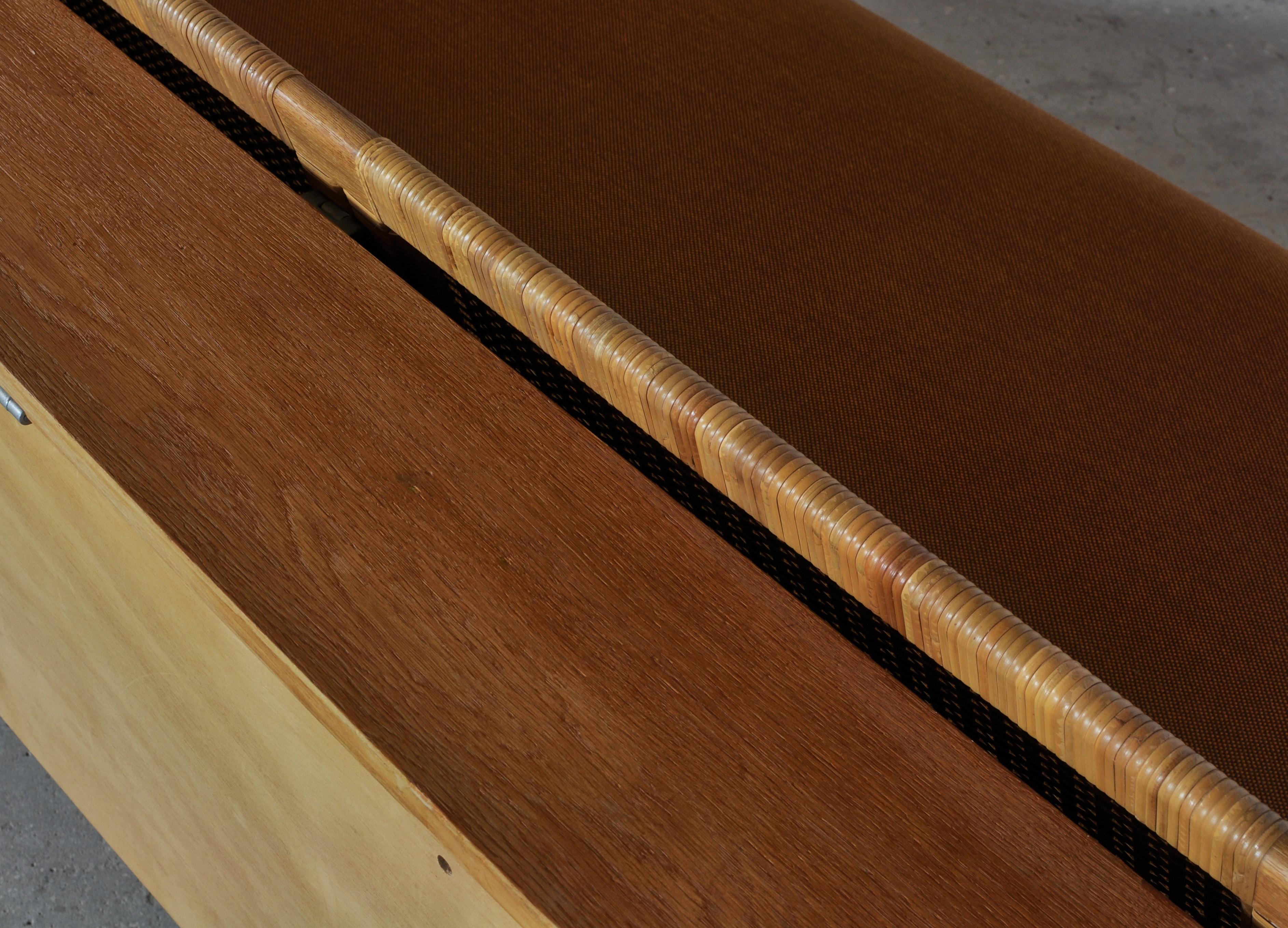 Hans J. Wegner 1950s Danish Modern Daybed in Oak and Rattan 