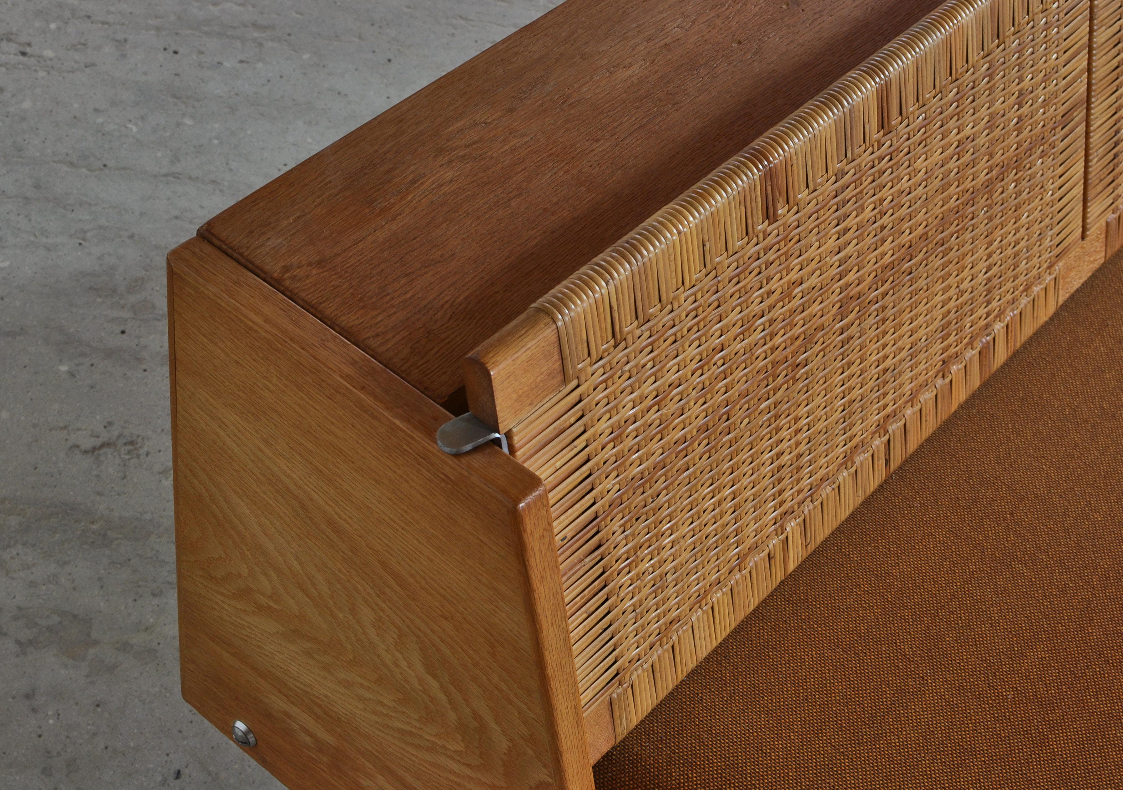 Wool Hans J. Wegner 1950s Danish Modern Daybed in Oak and Rattan 