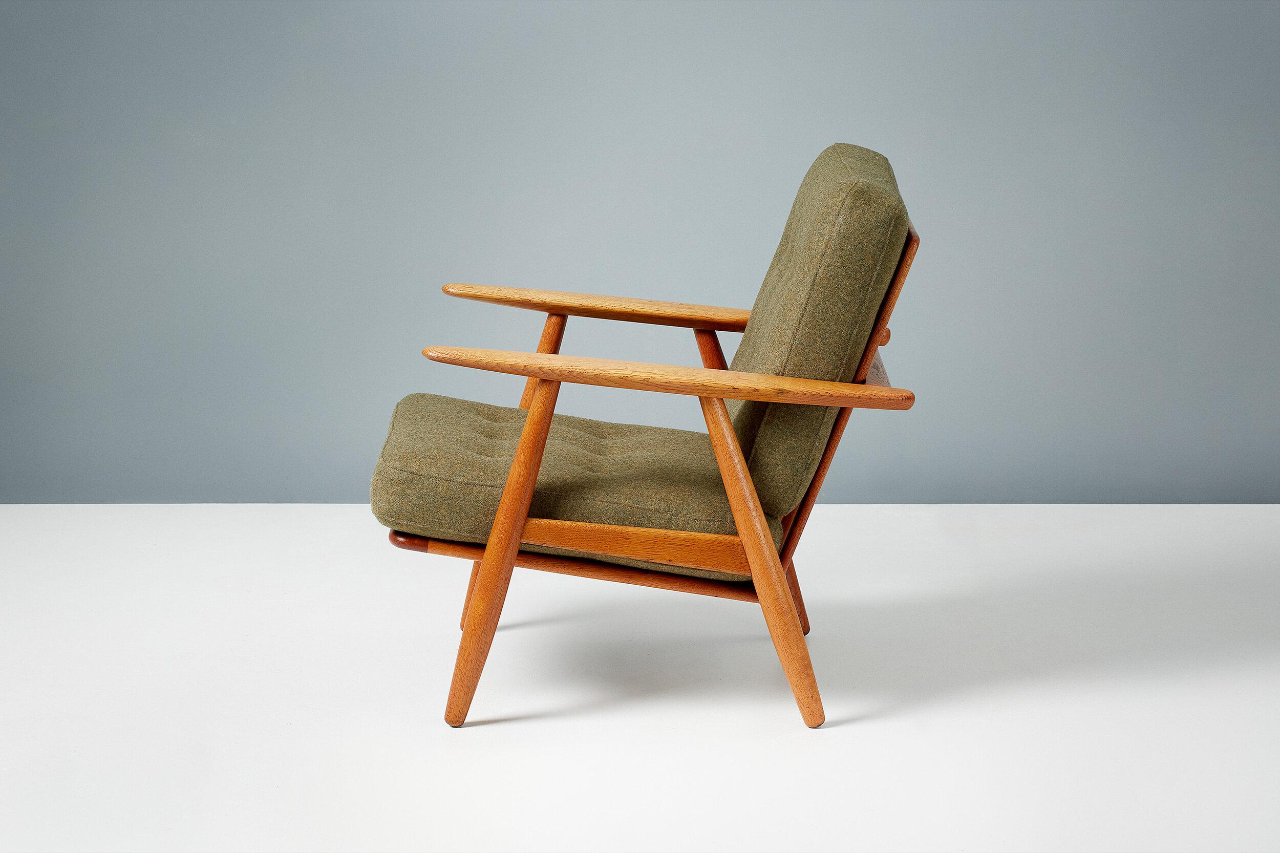 Scandinavian Modern Hans J. Wegner 1950s Oak Cigar' Chair For Pat For Sale