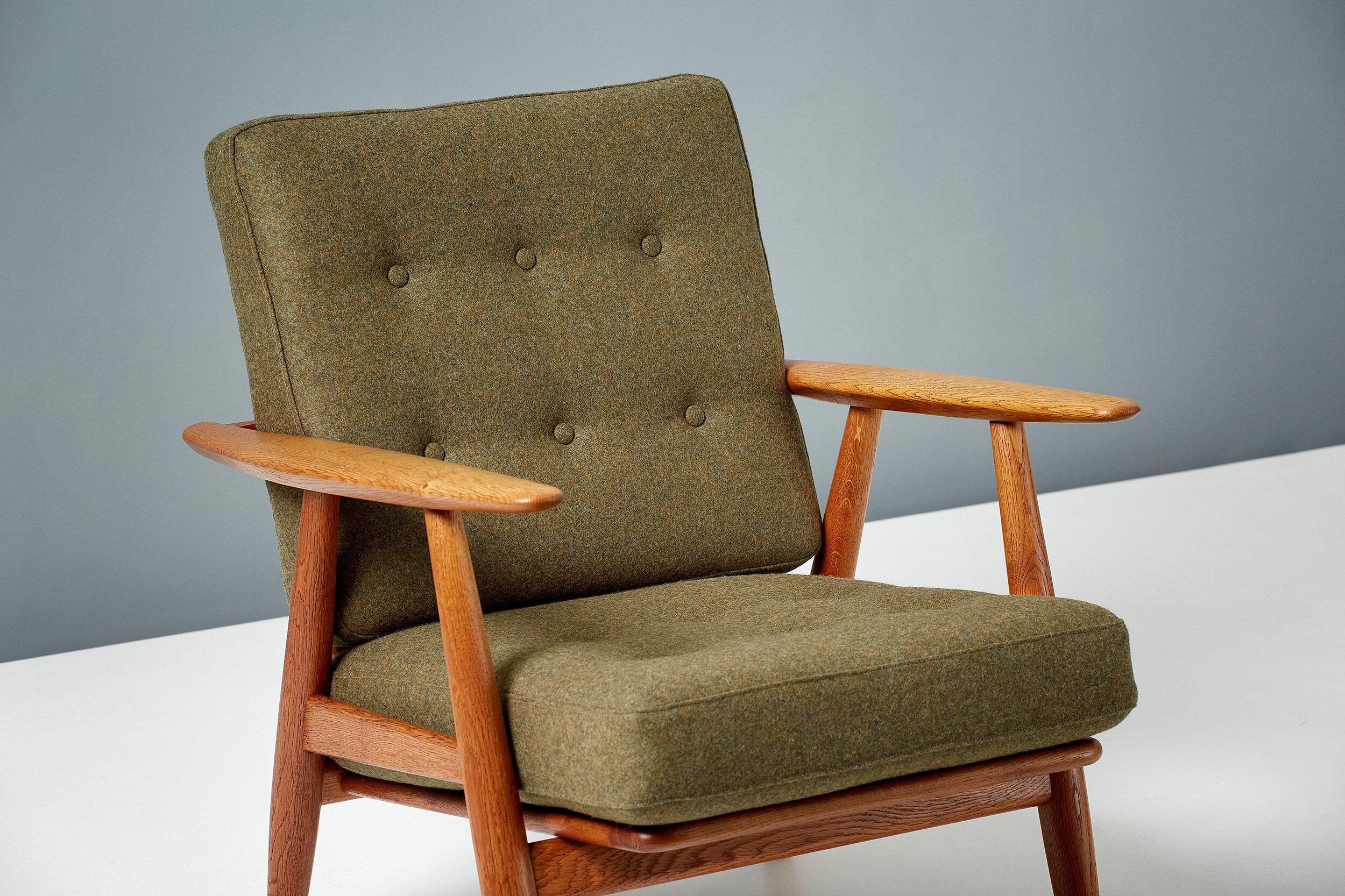Danish Hans J. Wegner 1950s Oak Cigar' Chair For Pat For Sale