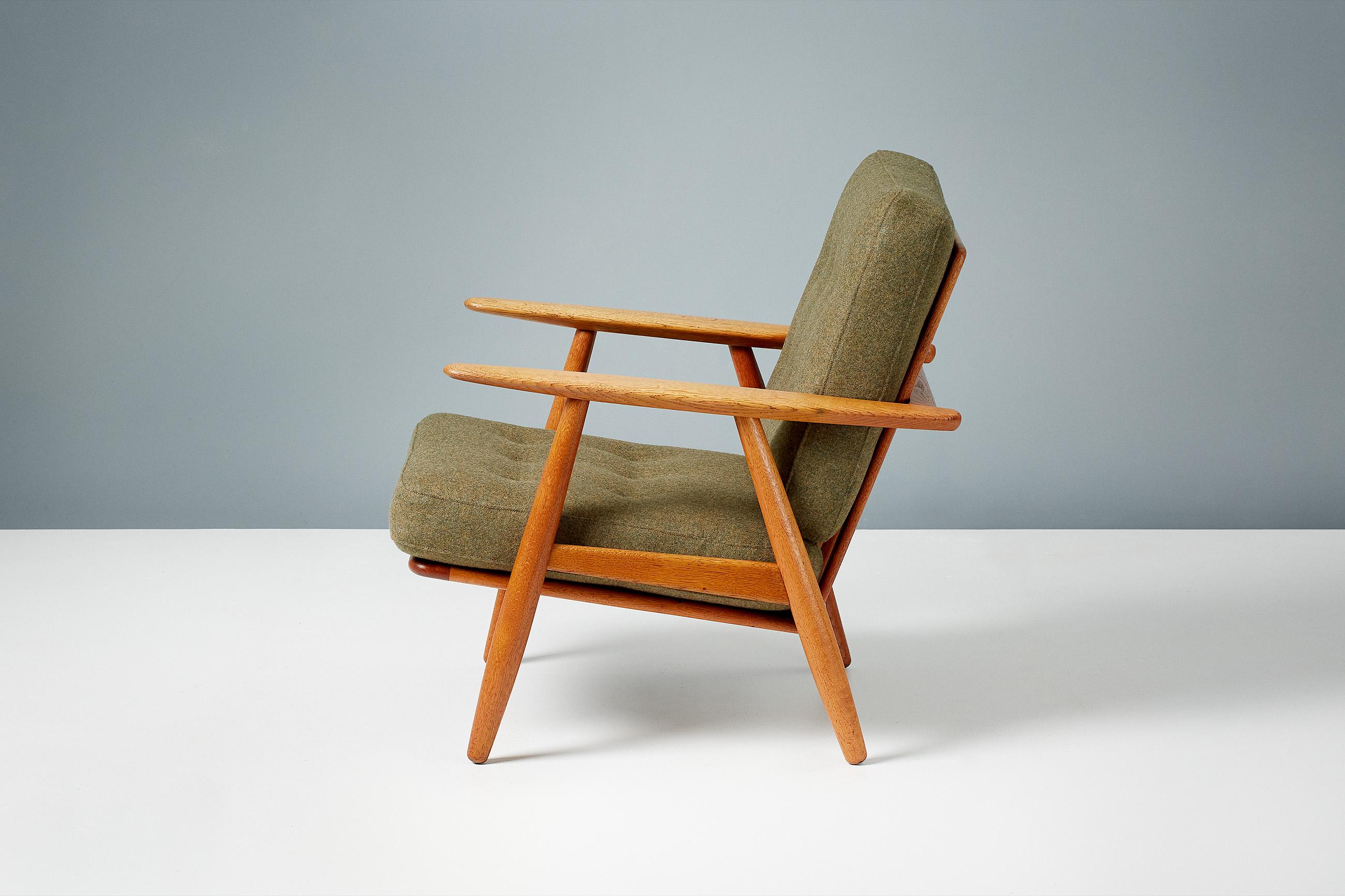 Mid-20th Century Hans J. Wegner 1950s Oak Cigar' Chairs For Sale