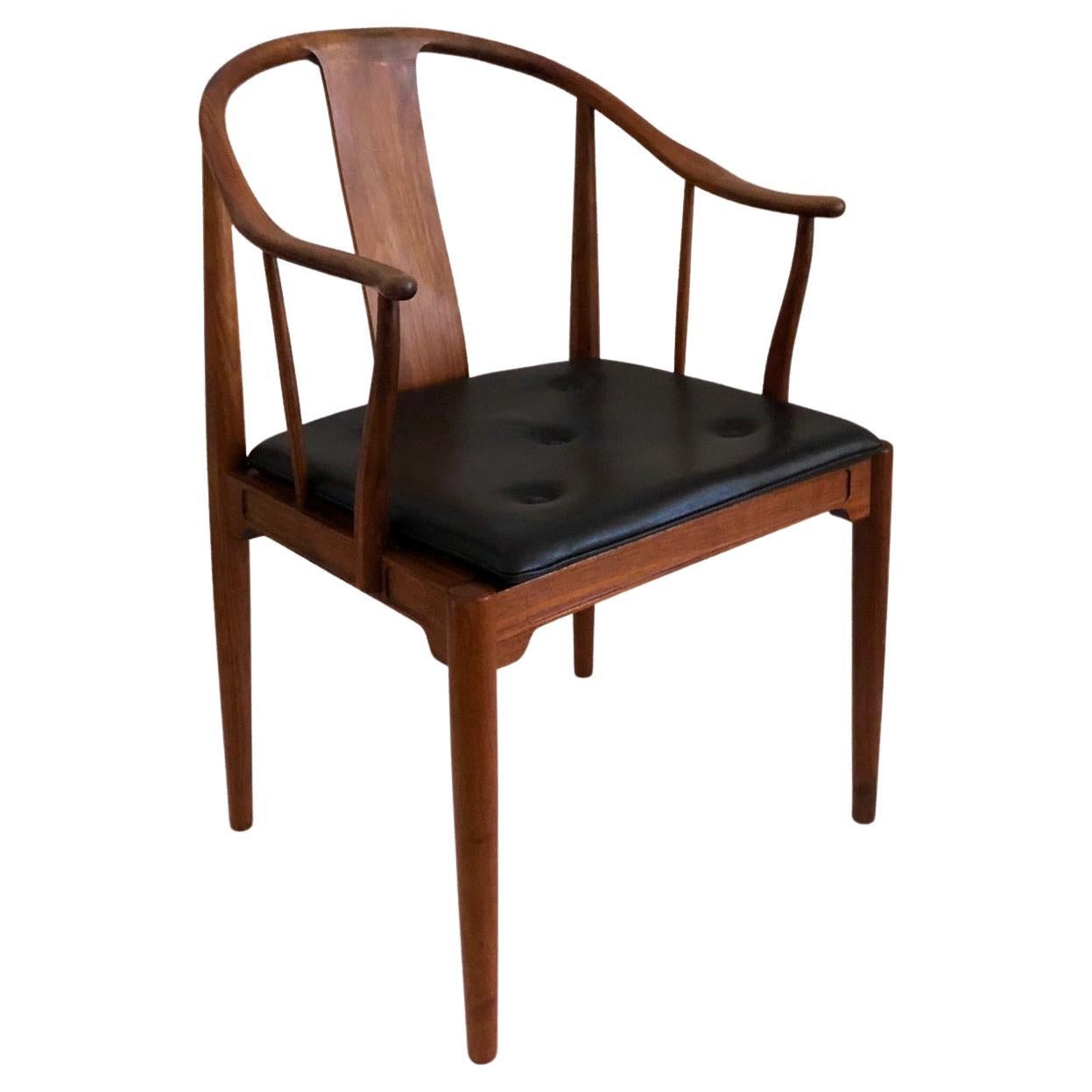 Hans J. Wegner, a 1977 Limited Edition Walnut Armchair “China Chair” For Sale
