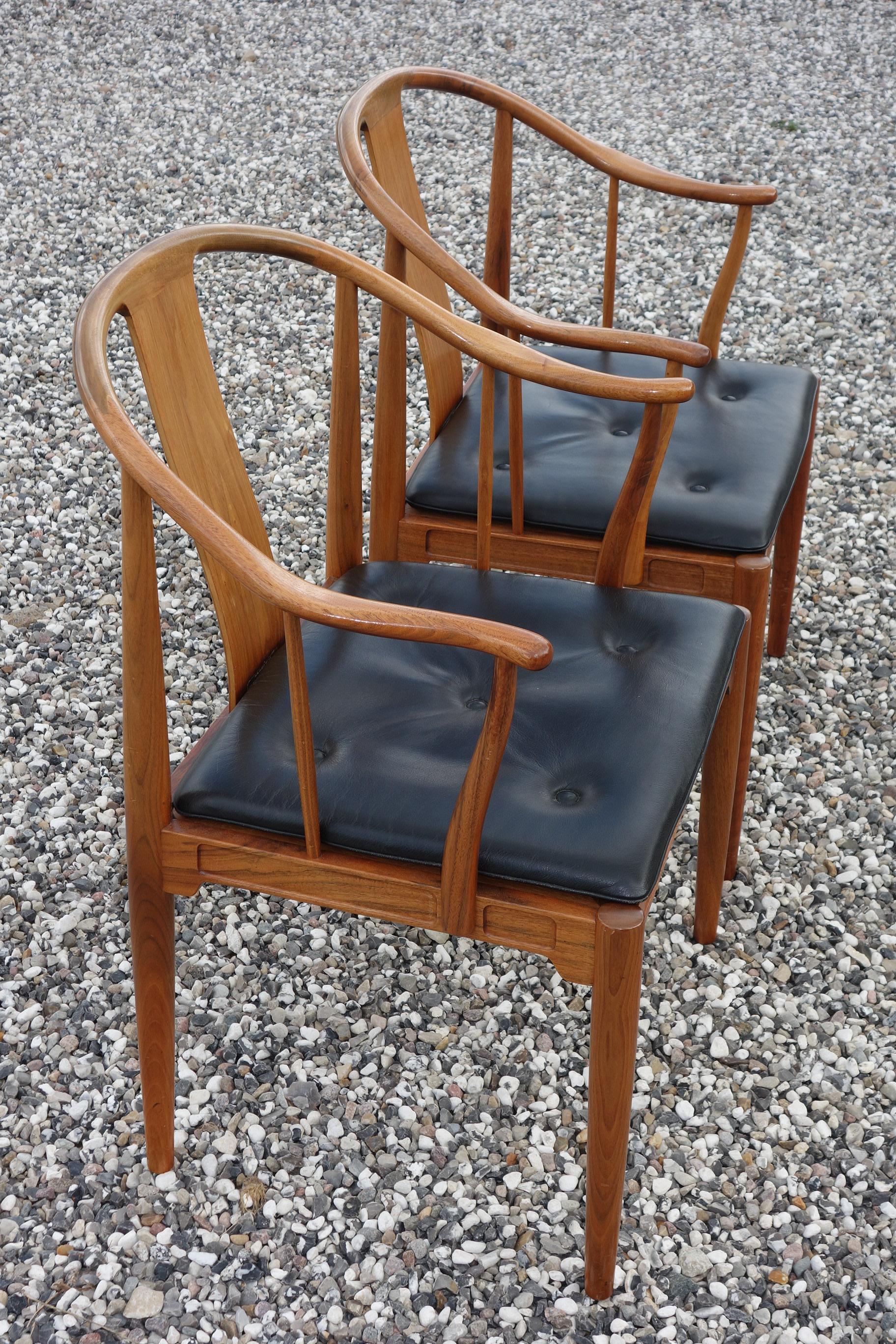 Danish Hans J. Wegner, a Pair of 1977 Limited Edition Walnut Armchairs “China Chairs” For Sale