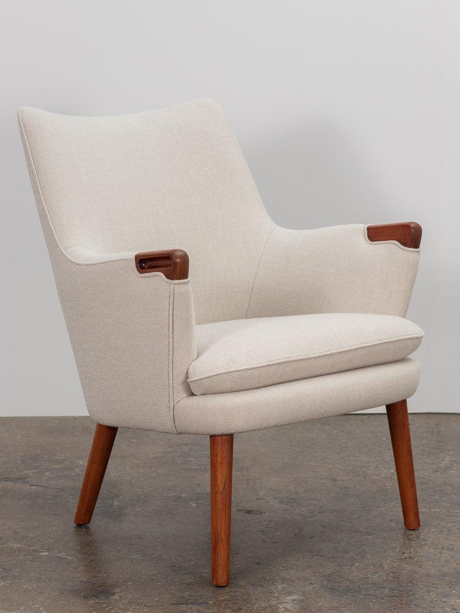 Hans J. Wegner AP-20 Mini Bear Lounge Chairs - Pair   For Sale 5