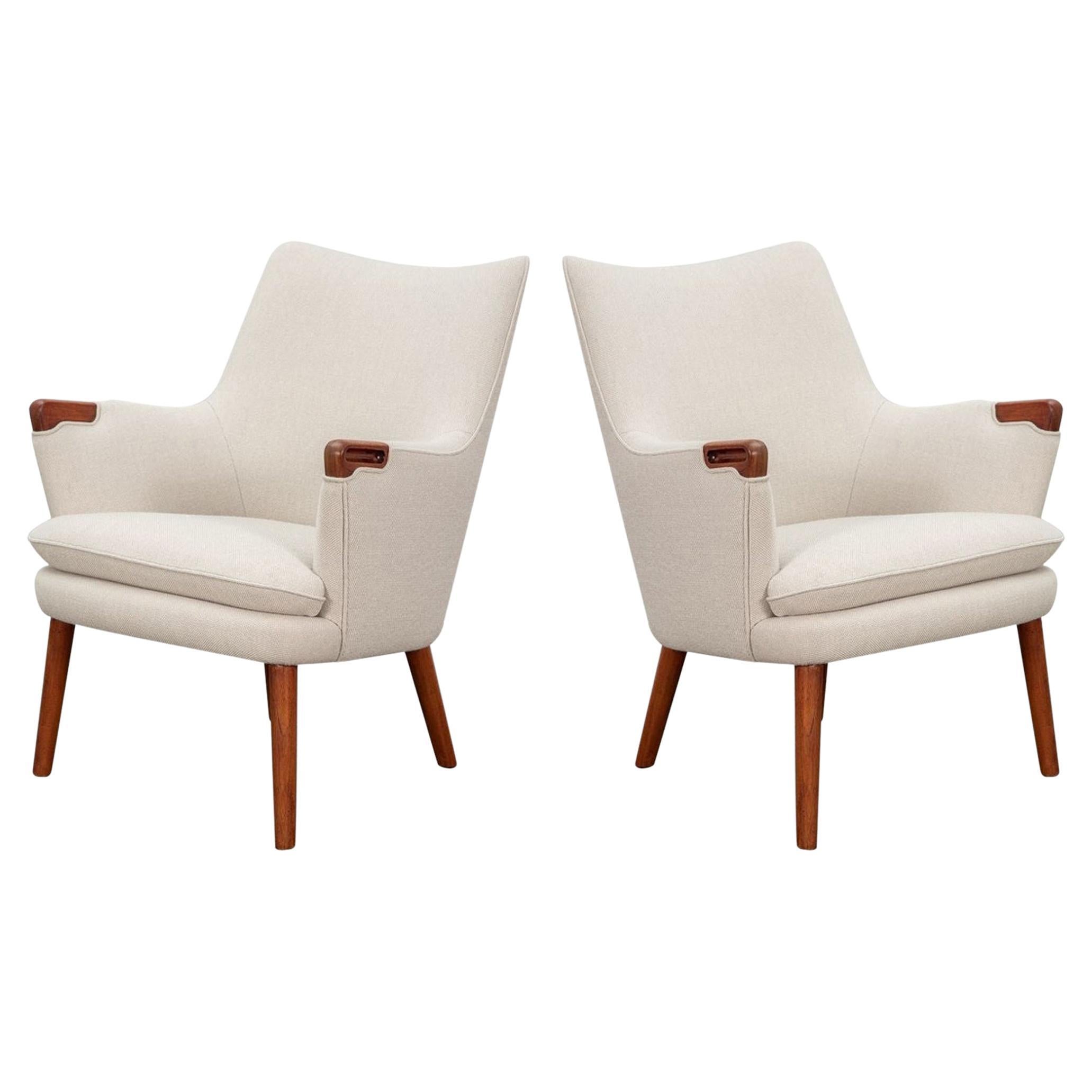 Hans J. Wegner AP-20 Mini Bear Lounge Chairs - Pair  