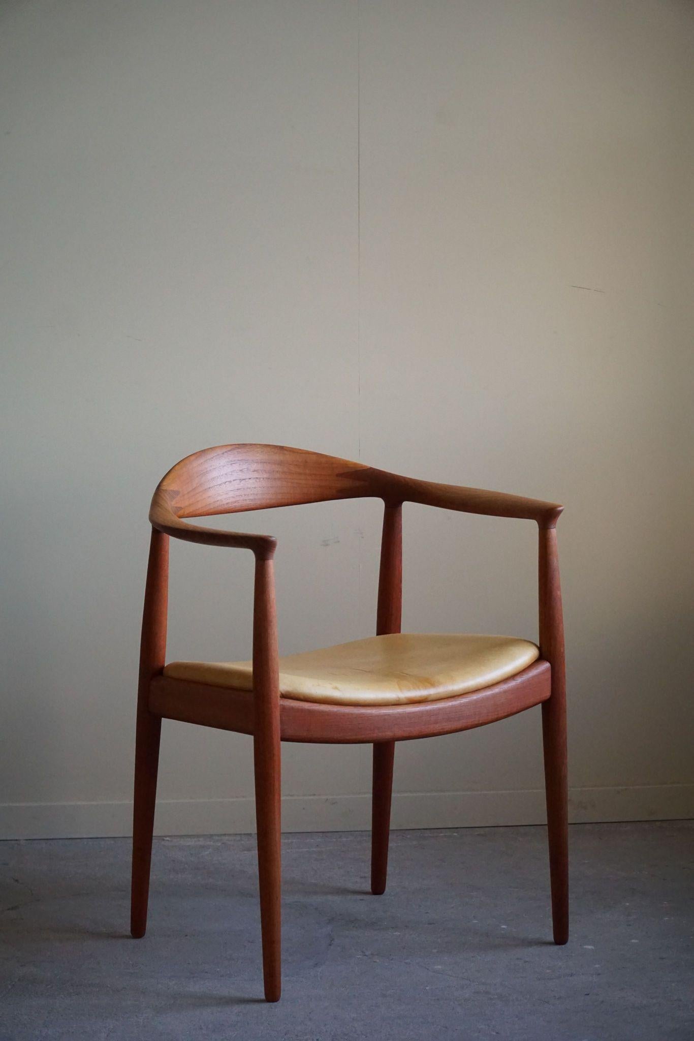 Hans J. Wegner, Armchair in Teak & Leather, 