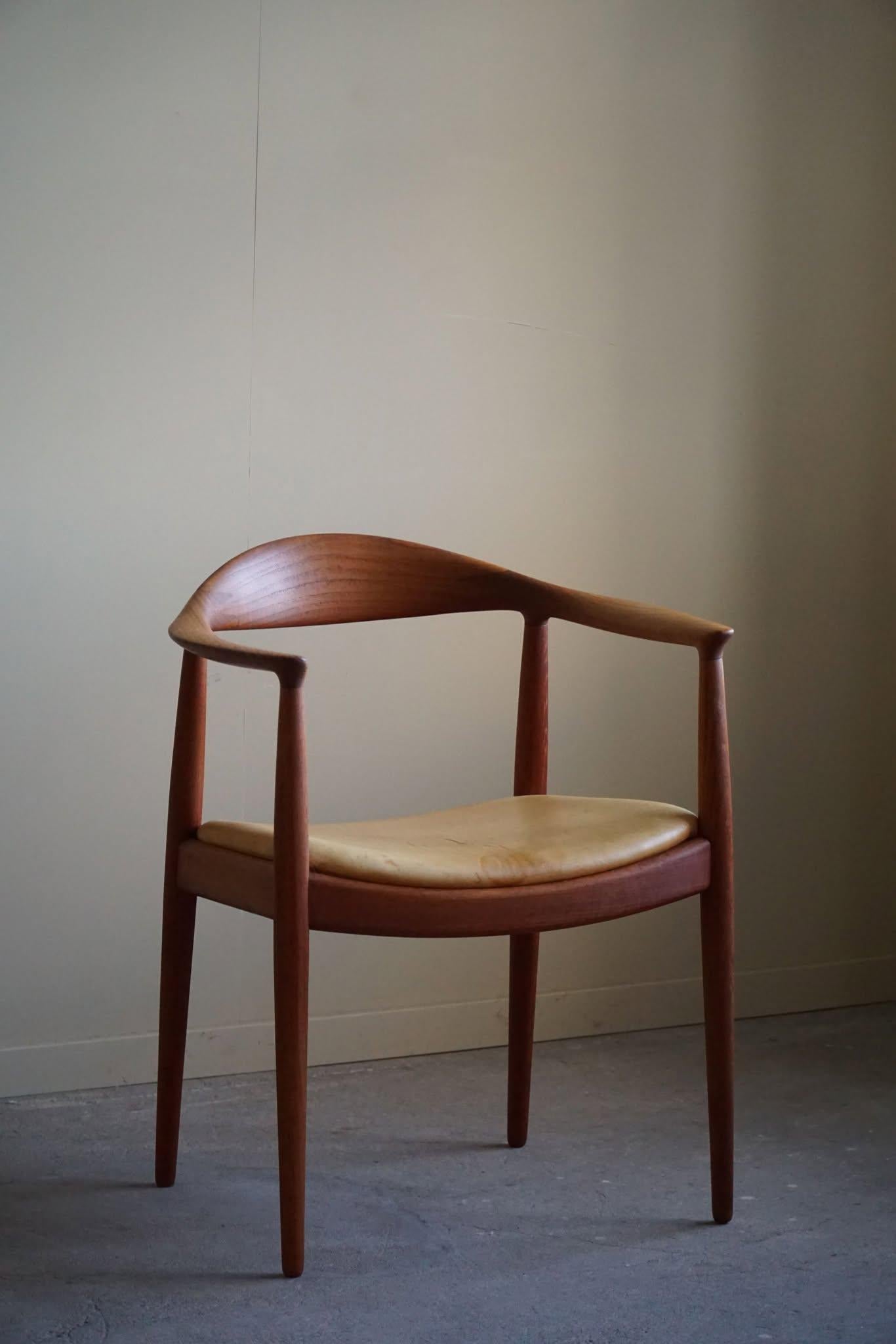 Hans J. Wegner, Armchair in Teak & Leather, 