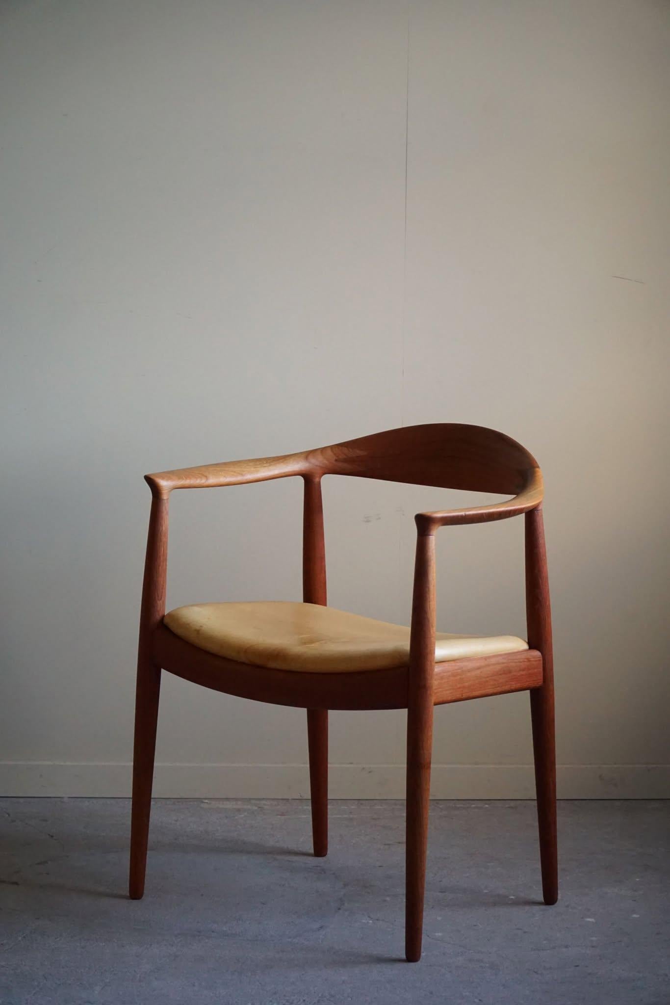 Hans J. Wegner, Armchair in Teak & Leather, 