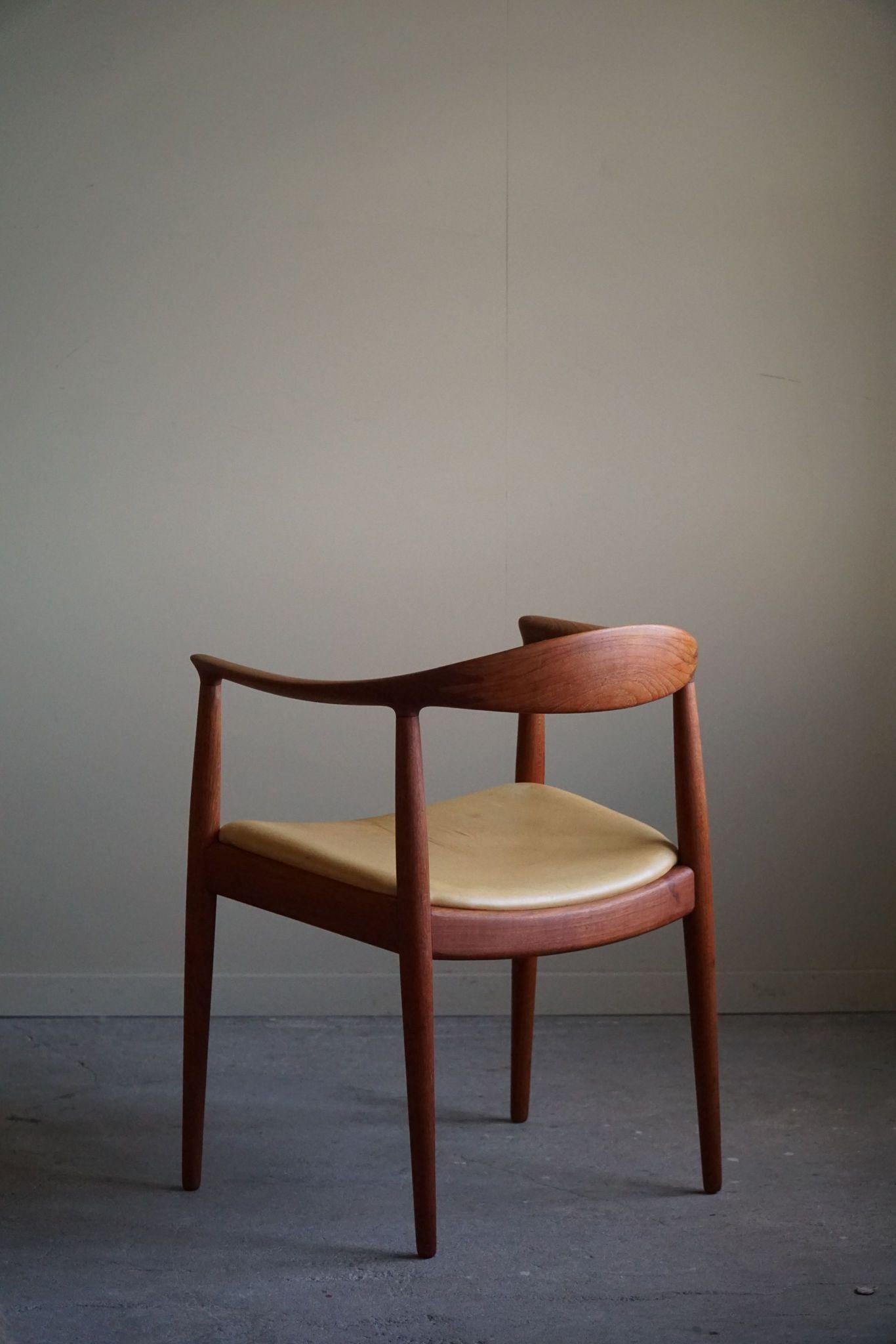 Mid-Century Modern Hans J. Wegner, Armchair in Teak & Leather, 