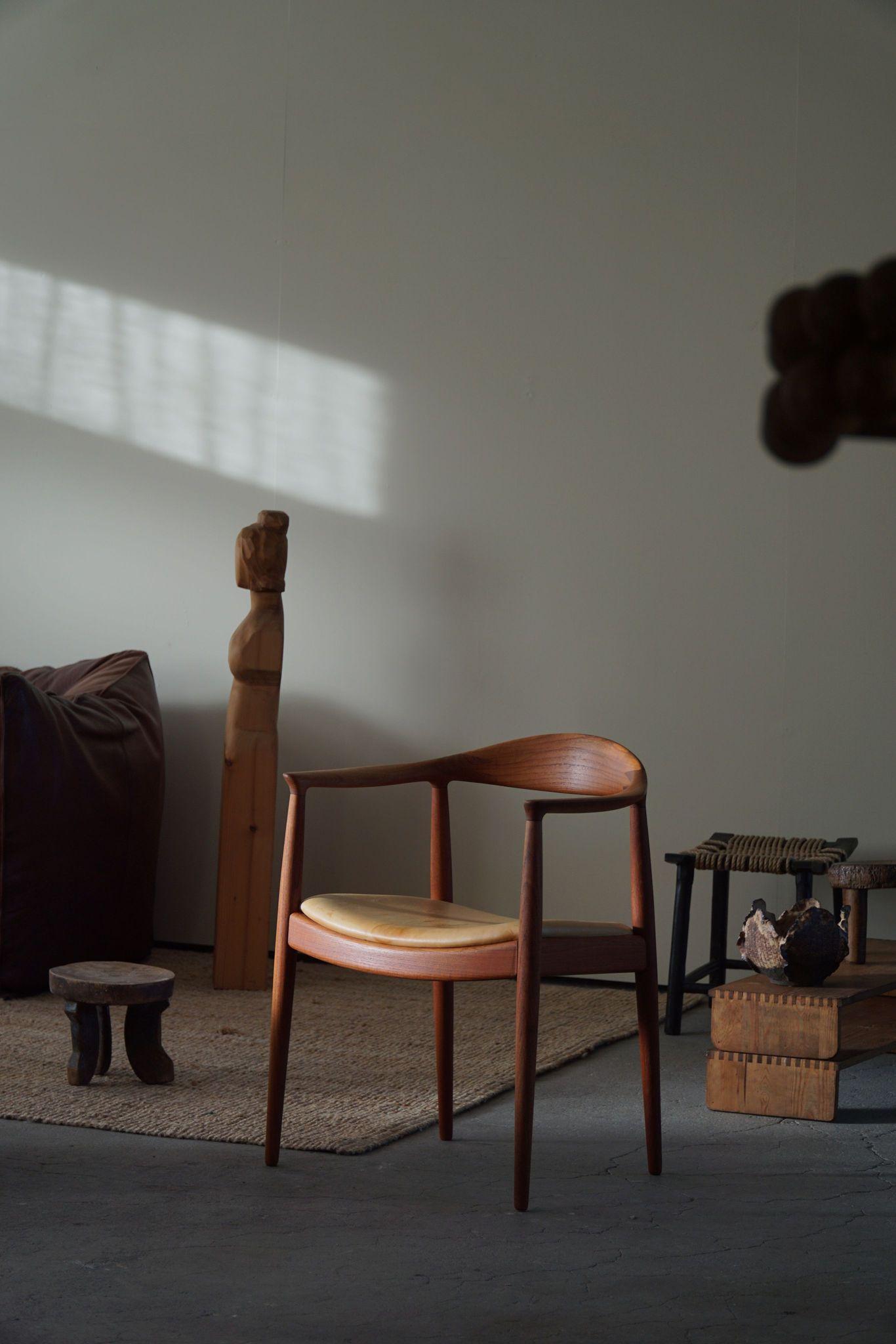 Hans J. Wegner, Armchair in Teak & Leather, 