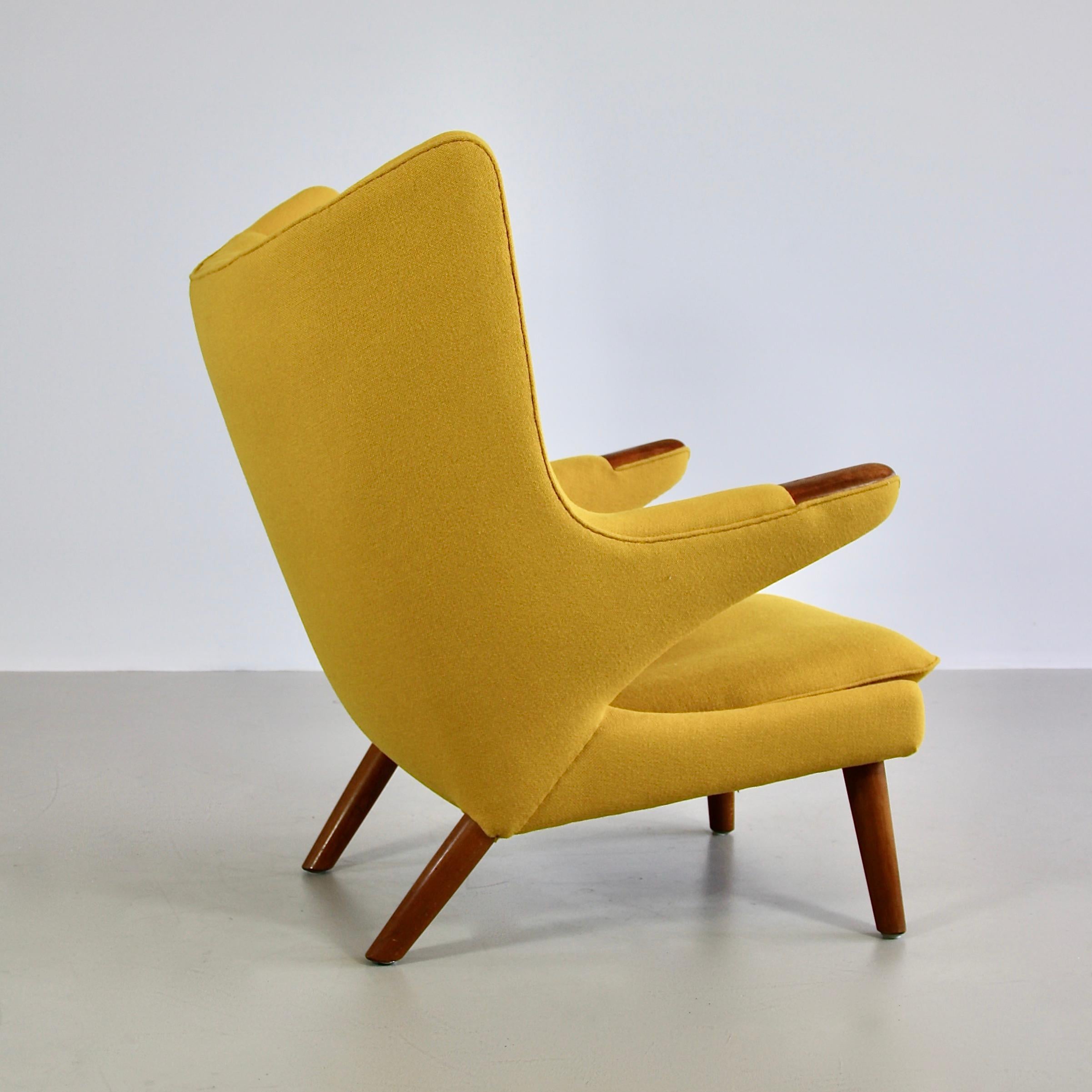 Mid-Century Modern Hans J. Wegner Armchair 'PAPA BEAR'