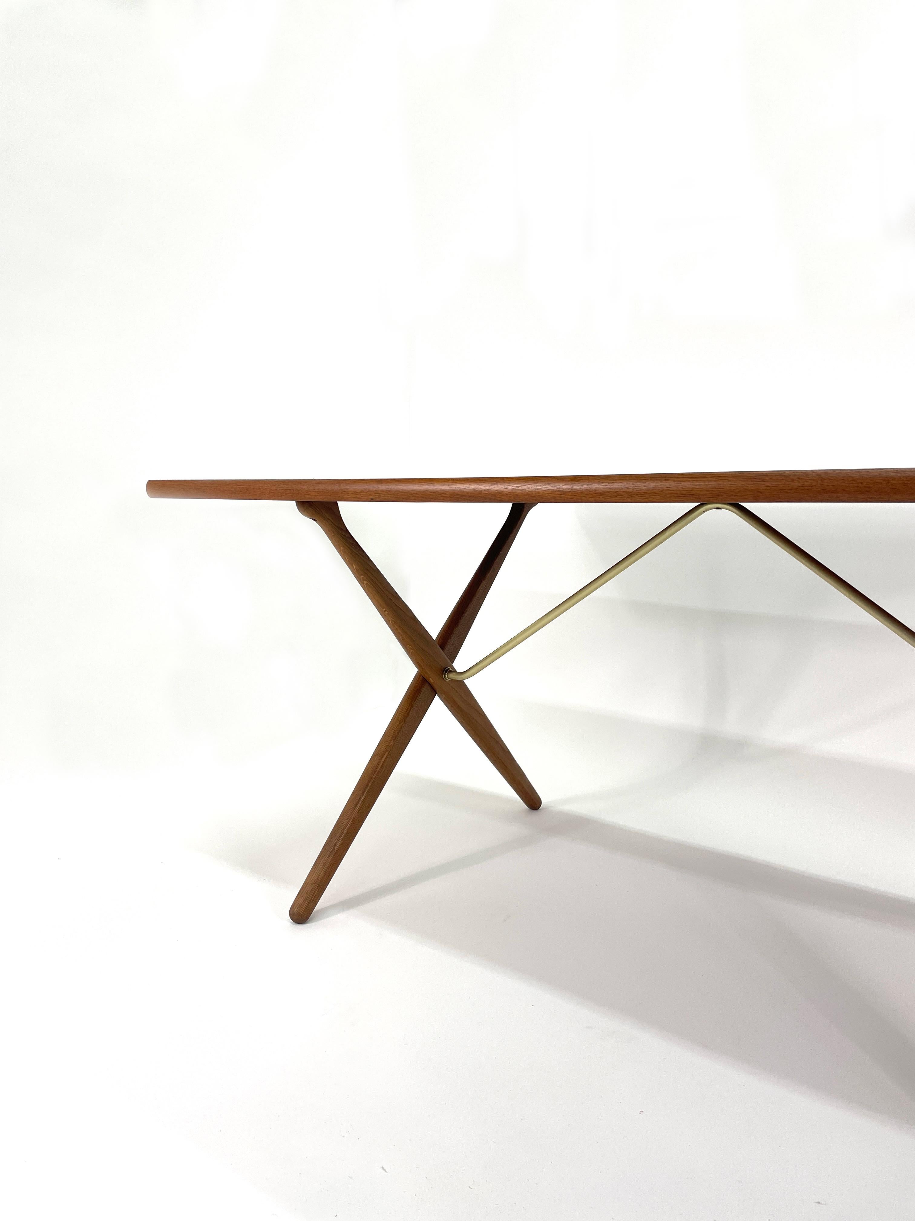 Mid-20th Century Hans J. Wegner AT-303 “Sabre” Dining Table for Andreas Tuck For Sale