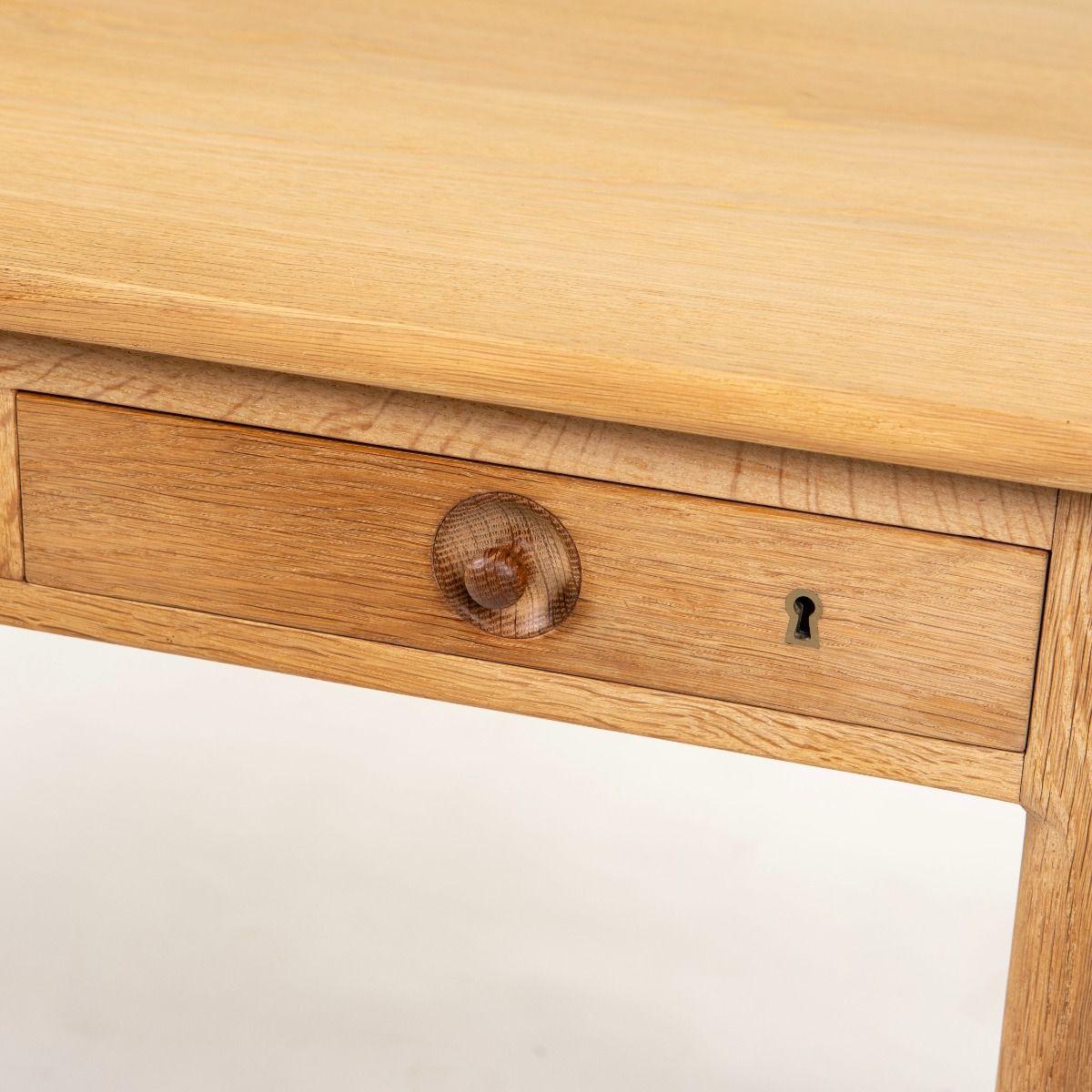 Hans J. Wegner AT-305 Desk in Oak for Andreas Tuck For Sale 6